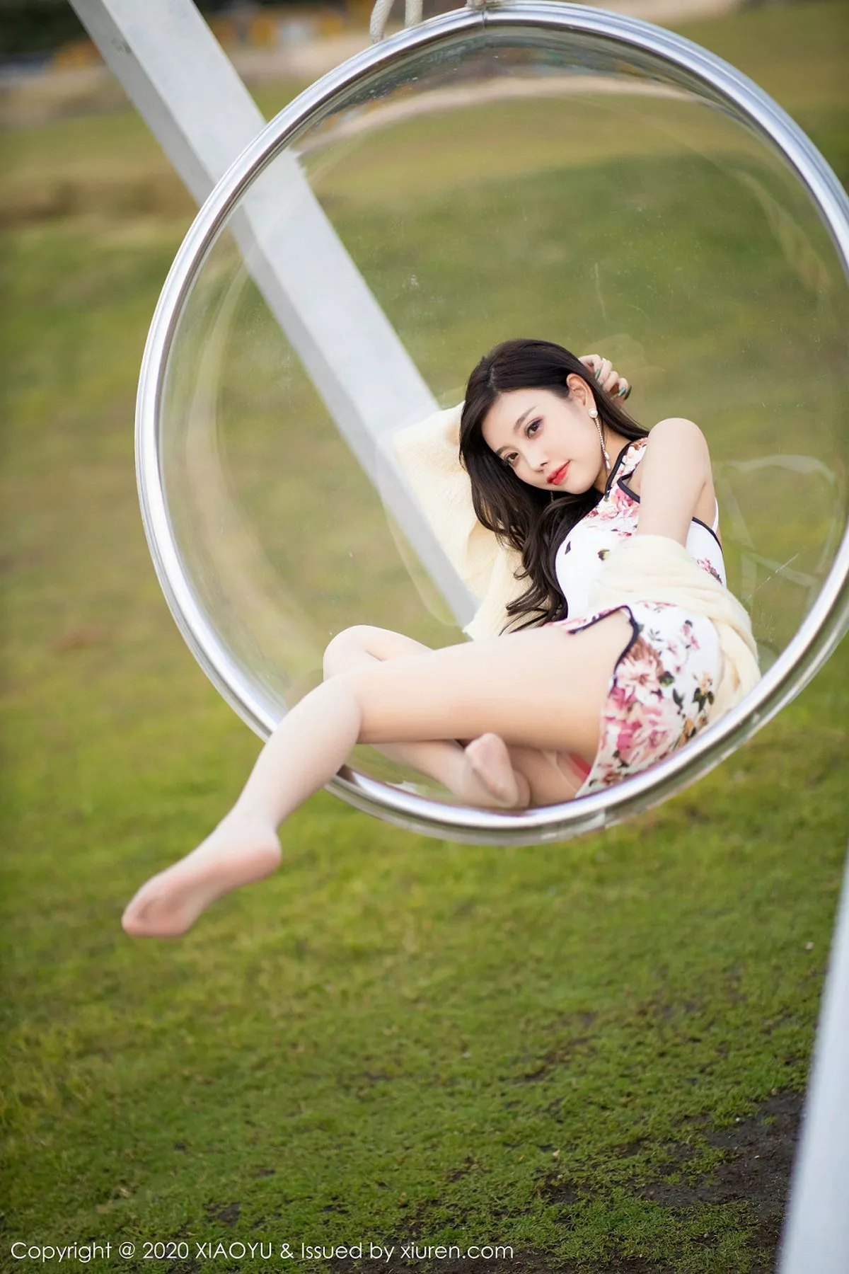 秀人集.com_[XiaoYu画语界]Vol.233_女神杨晨晨室外性感古韵旗袍配超薄肉丝秀美臀玉足诱惑写真140P