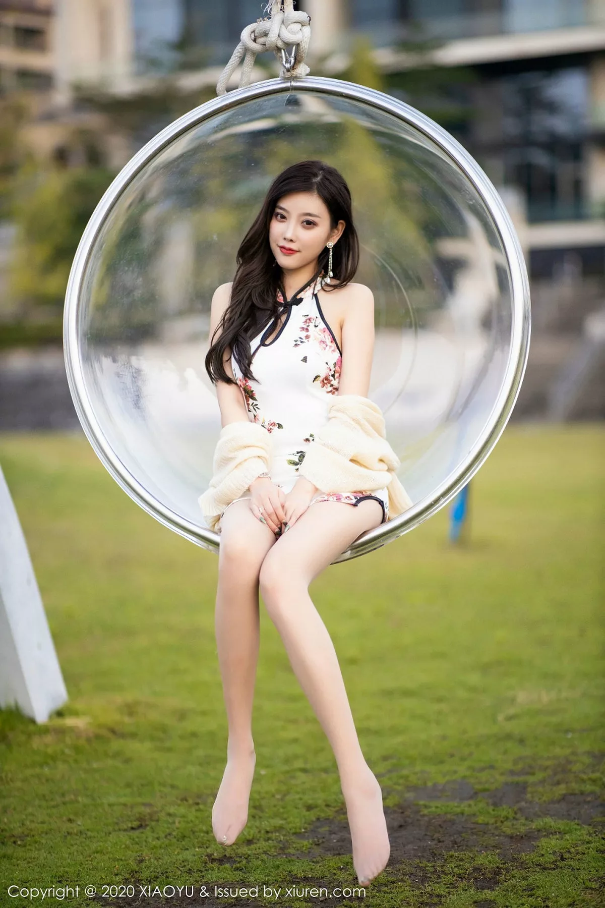 秀人集.com_[XiaoYu画语界]Vol.233_女神杨晨晨室外性感古韵旗袍配超薄肉丝秀美臀玉足诱惑写真140P