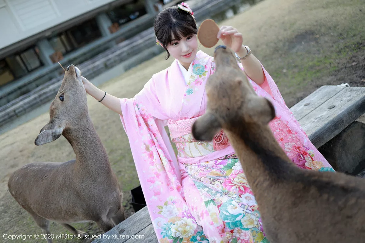 秀人集.com_[MFStar模范学院]Vol.254_女神朱可儿Flower日本旅拍绚丽和服真空秀豪乳诱惑写真75P