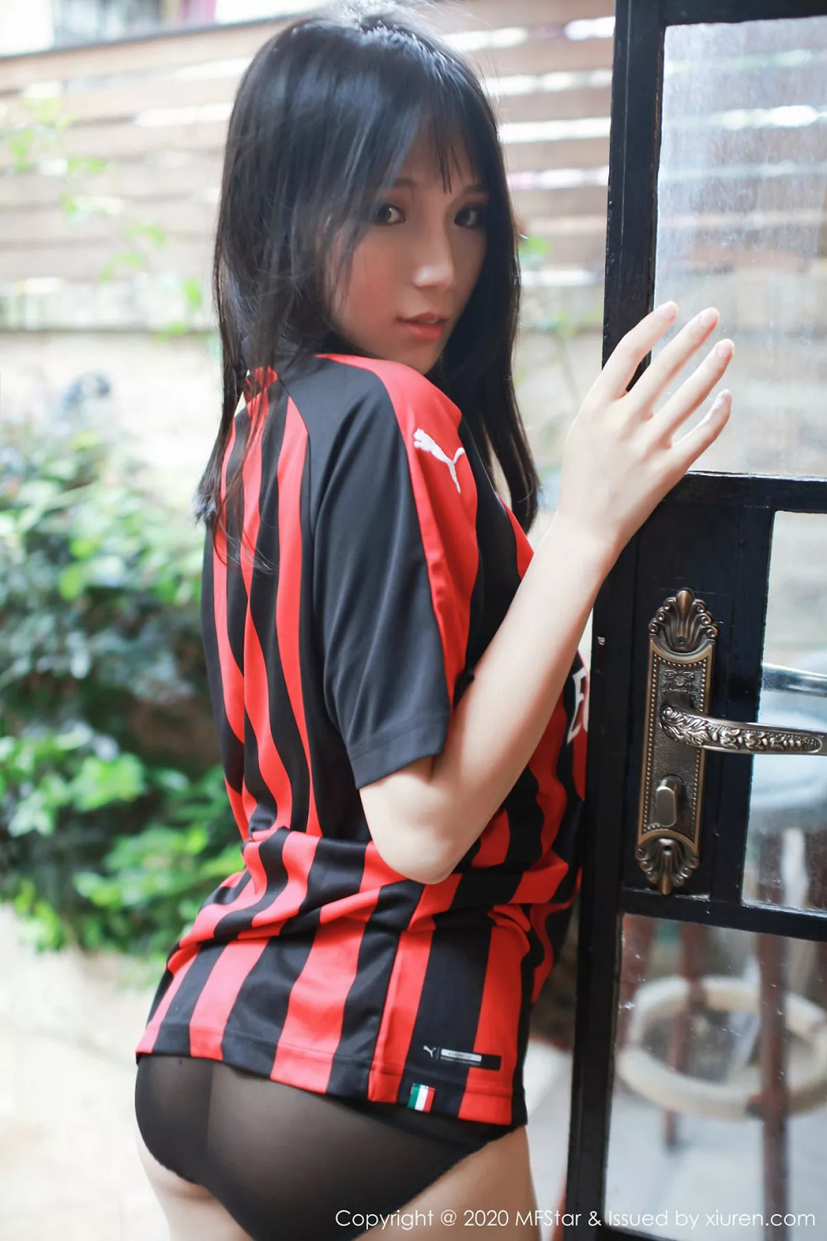 秀人集.com_[MFStar模范学院]Vol.258_嫩模李可可私房红色低胸真空睡衣秀白嫩豪乳火辣诱惑写真52P