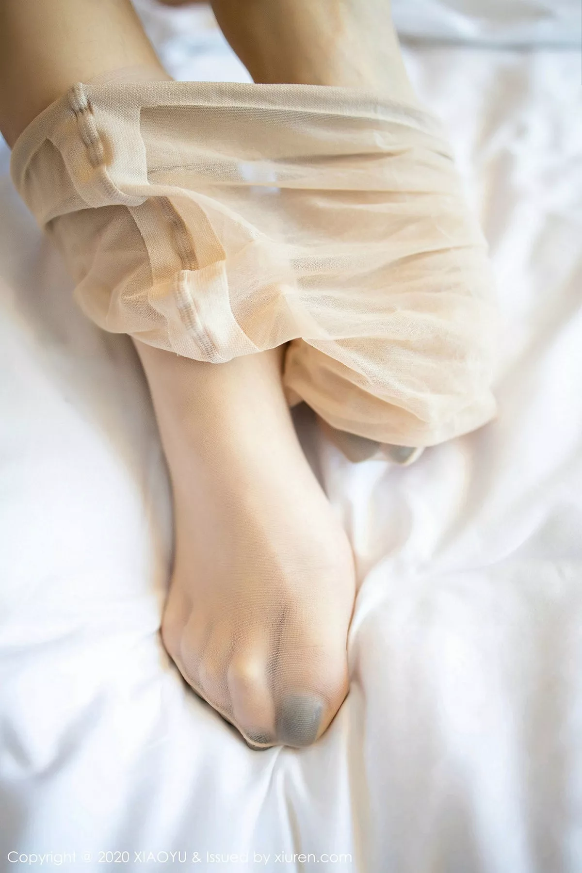 秀人集.com_[XiaoYu画语界]Vol.240_嫩模安琪Yee居家私房性感内衣配肉丝袜秀完美身材诱惑写真78P