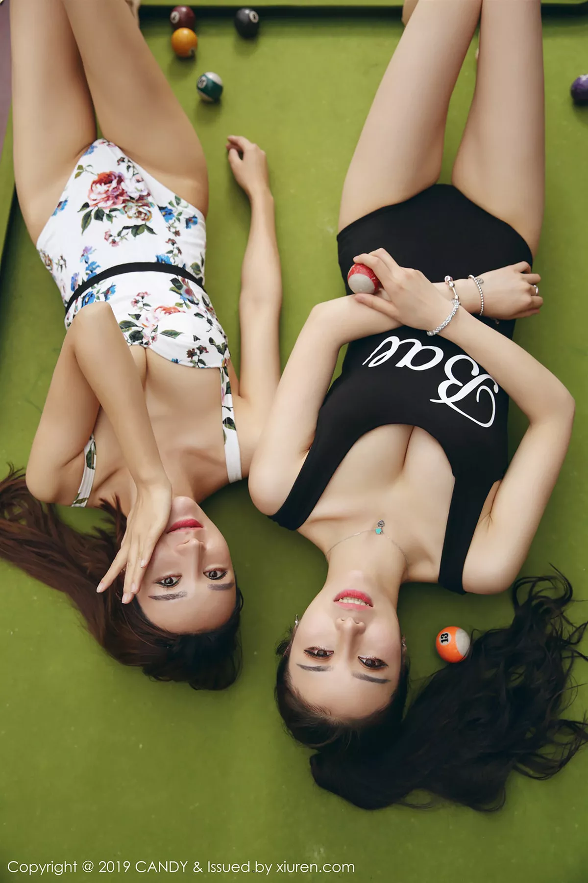 秀人集.com_[Candy网红馆]Vol.068_网红馆最新模特合集室外双人桌球比基尼美女性感写真34P