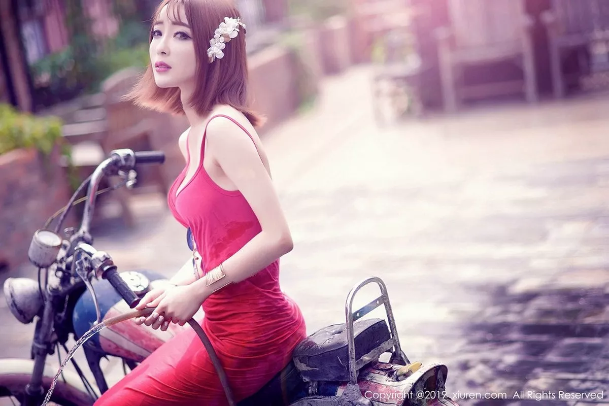 秀人集.com_[XiuRen秀人网]No.1406_嫩模凌萍儿私房白色蕾丝内衣配吊带白丝渔网完美诱惑写真47P