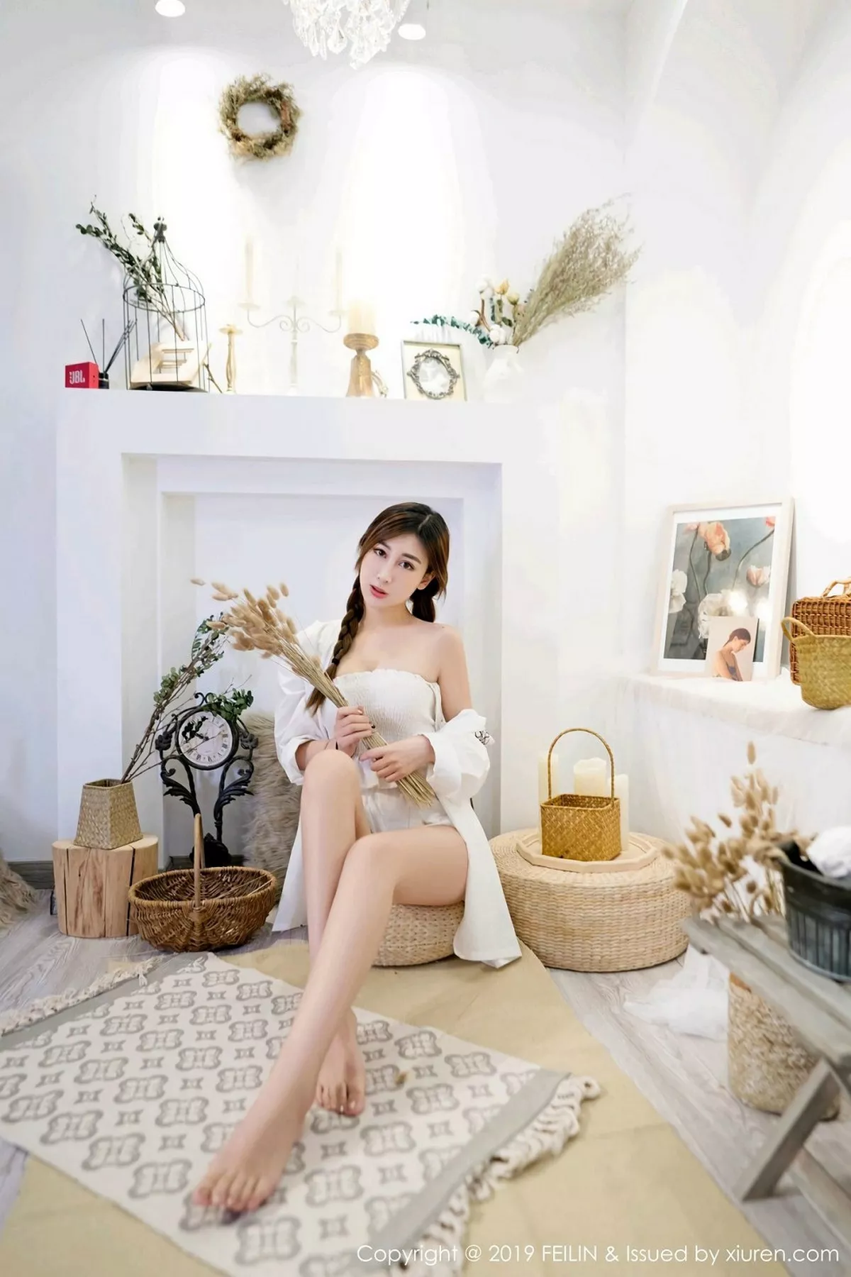 秀人集.com_[FeiLin嗲囡囡]Vol.185_嫩模星星star私房白衬衣配白色蕾丝内衣秀完美身材写真40P