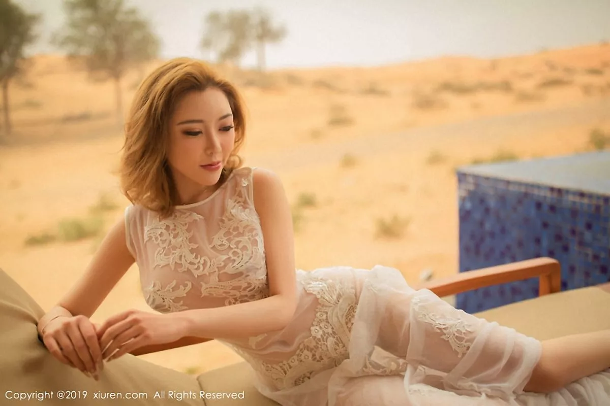 秀人集.com_[XiuRen秀人网]No.1384_嫩模萌汉药baby很酷迪拜旅拍大尺度全裸秀豪乳翘臀诱惑写真63P