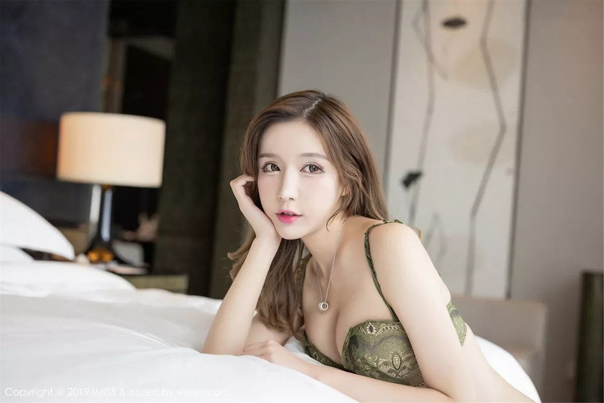 秀人集.com_[IMISS爱蜜社]Vol.342_嫩模小琳私房豹纹连身裙全脱露性感内衣惹火诱惑写真50P