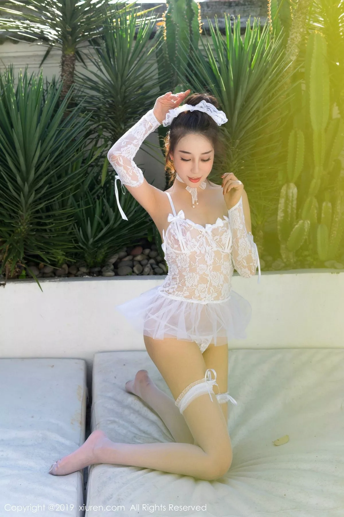 秀人集.com_[XiuRen秀人网]No.1428_嫩模筱慧cindy户外性感纯白婚纱+极致魅惑黑丝撩人诱惑写真45P