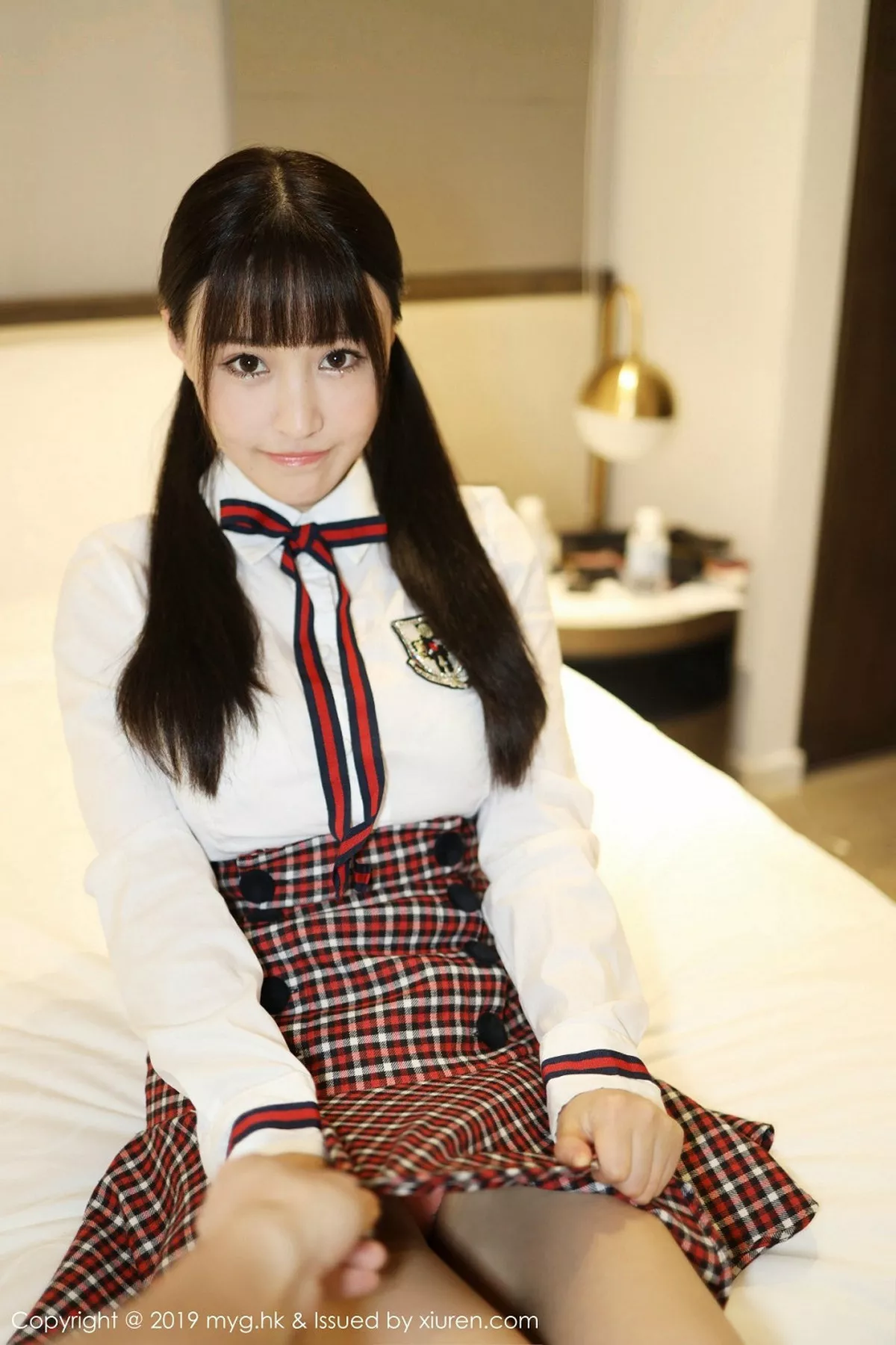 秀人集.com_[MyGirl美媛馆]Vol.355_嫩模Flower朱可儿学生装放学剧情私房床上撩人诱惑写真81P