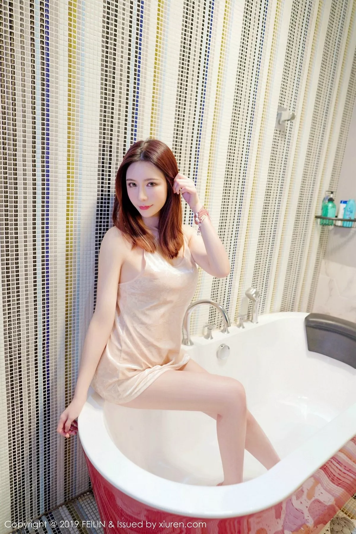 秀人集.com_[FeiLin嗲囡囡]Vol.189_嫩模Misty萌晰私房性感内衣系列秀完美身材靓丽迷人写真50P