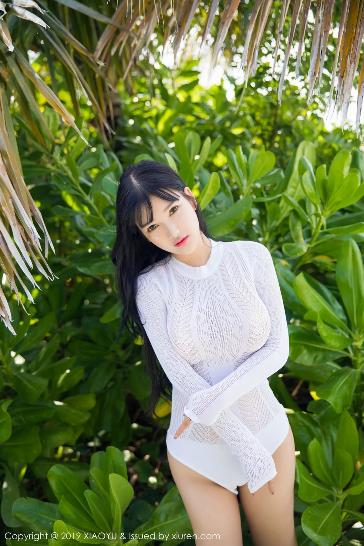 秀人集.com_[XiaoYu画语界]Vol.070_嫩模小尤奈马尔代夫旅拍床单裹身半露傲人豪乳极致诱惑写真49P