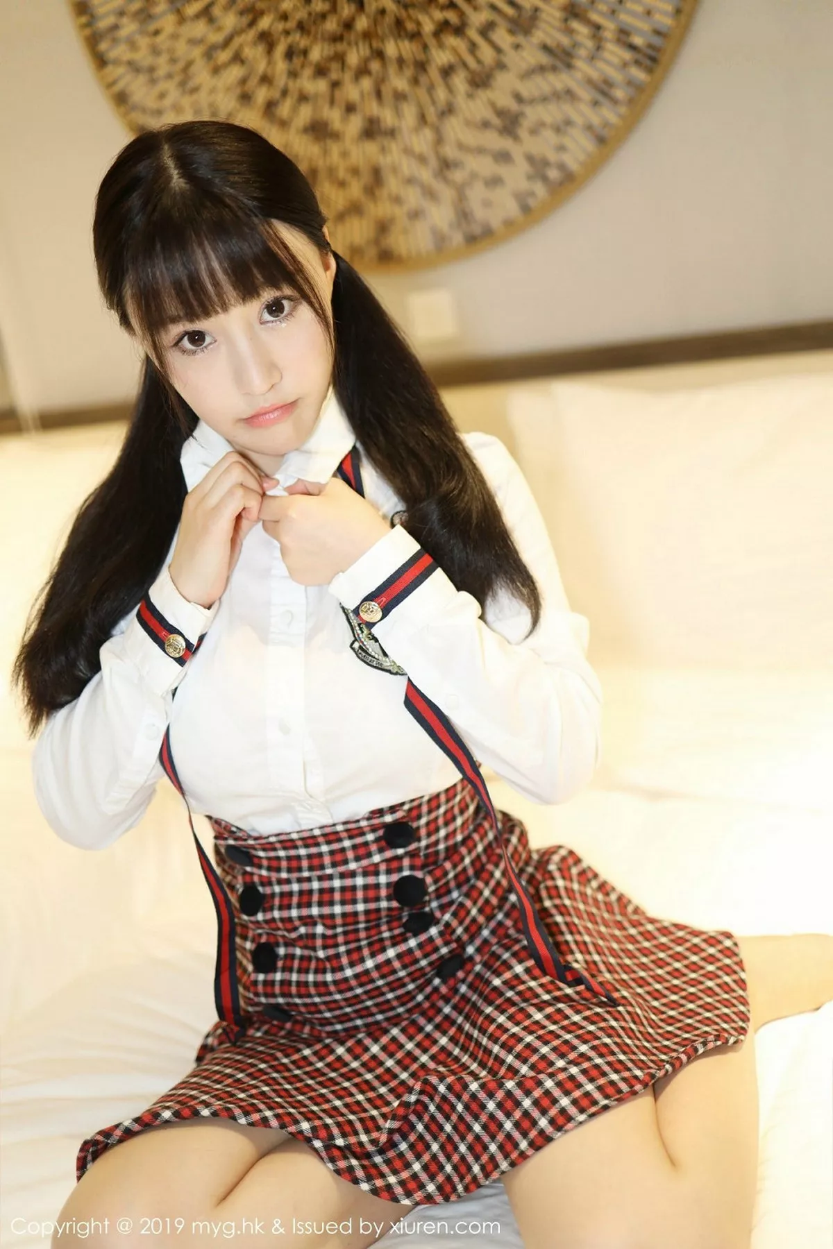 秀人集.com_[MyGirl美媛馆]Vol.355_嫩模Flower朱可儿学生装放学剧情私房床上撩人诱惑写真81P