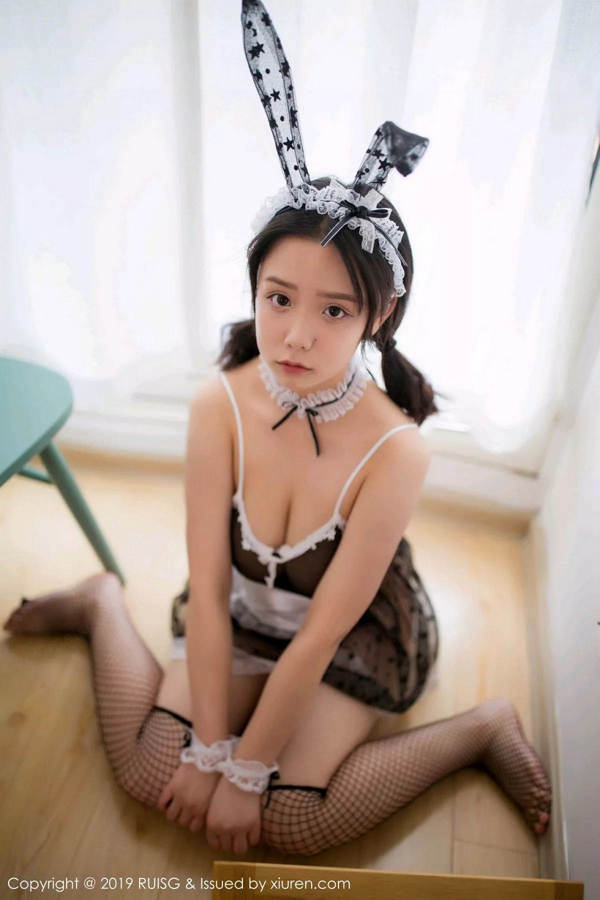 秀人集.com_[RUISG瑞丝馆]Vol.063_嫩模木木夕Mmx私房白色蕾丝女仆装秀完美身材性感写真40P