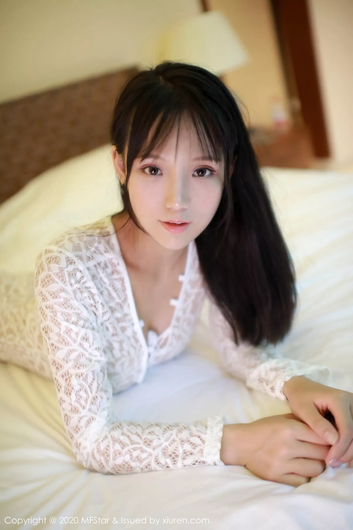 秀人集.com_[MFStar模范学院]Vol.279_嫩模李可可私房白色缕空高叉连体衣透视秀豪乳诱惑写真41P