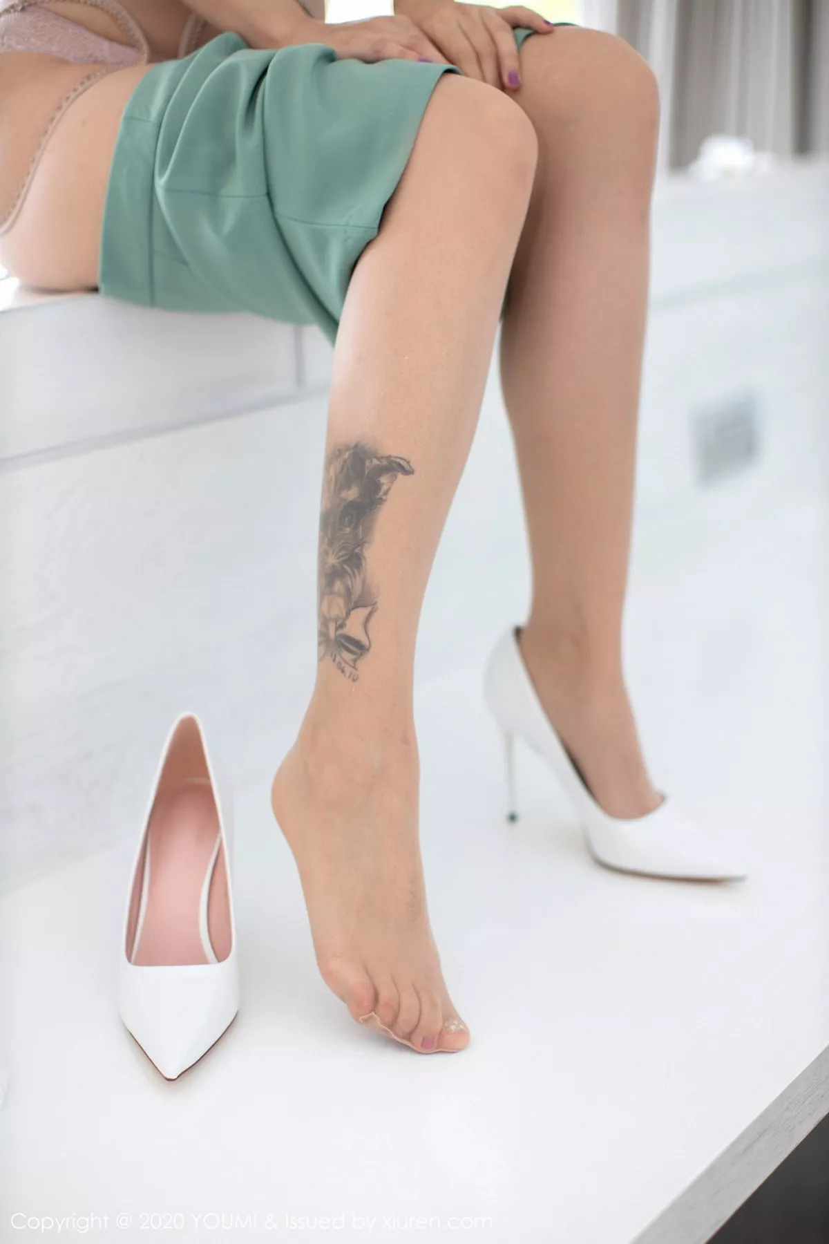 秀人集.com_[YouMi尤蜜荟]Vol.412_女神王雨纯普吉岛旅拍女管家剧情全裸上身露豪乳诱惑写真112P