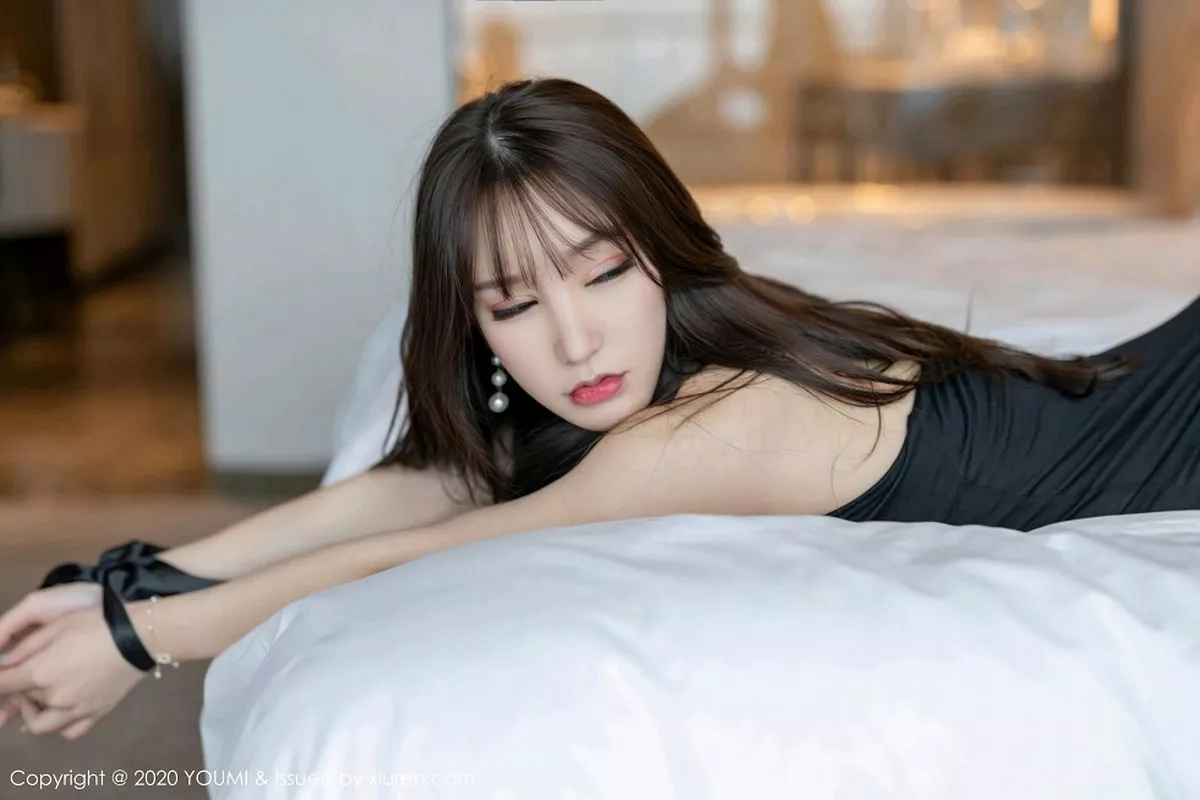 秀人集.com_[YouMi尤蜜荟]Vol.429_女神周于希Sandy《束缚の爱》主题真空吊带连身裙撩人诱惑写真115P