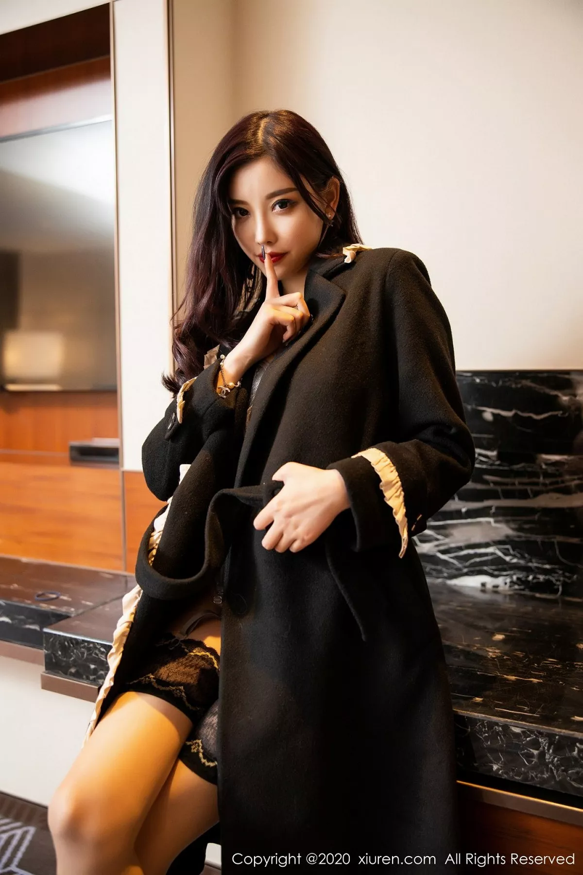 秀人集.com_[XiuRen秀人网]No.2051_女神杨晨晨sugar私房灰色情趣内衣配吊带丝袜极致魅惑写真81P