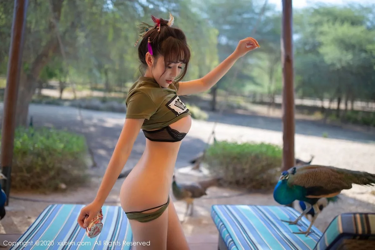 秀人集.com_[XiuRen秀人网]No.2070_嫩模陶喜乐_lele东欧旅拍室外半脱短裙露蕾丝内裤翘臀诱惑写真91P