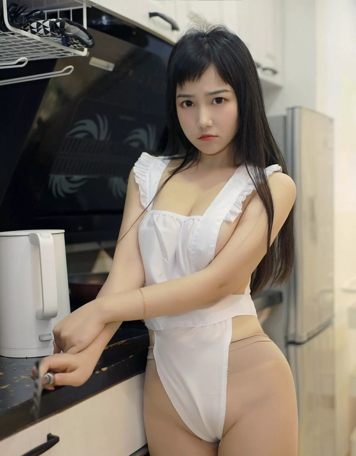 秀人集.com_[MFStar模范学院]Vol.268_嫩模徐微微mia私房白色女仆装配无内肉丝撩人诱惑写真36P