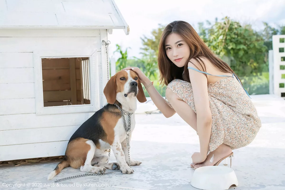 秀人集.com_[IMISS爱蜜社]Vol.440_女神许诺Sabrina针织睡衣半脱露性感内衣超薄肉丝诱惑写真64P