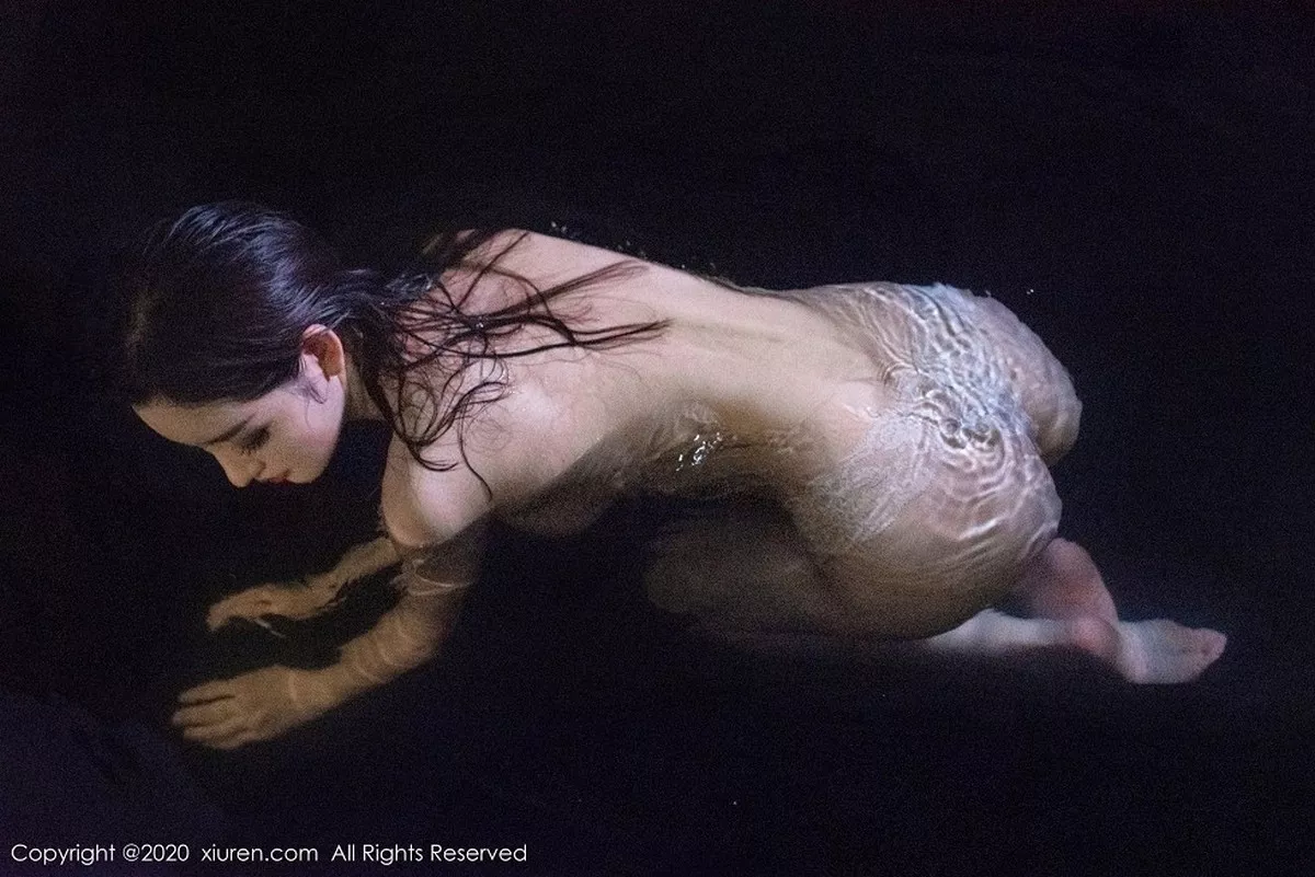 秀人集.com_[XiuRen秀人网]No.2116_嫩模沈梦瑶私房透视情趣睡衣温泉湿身秀火辣美体极致诱惑写真40P