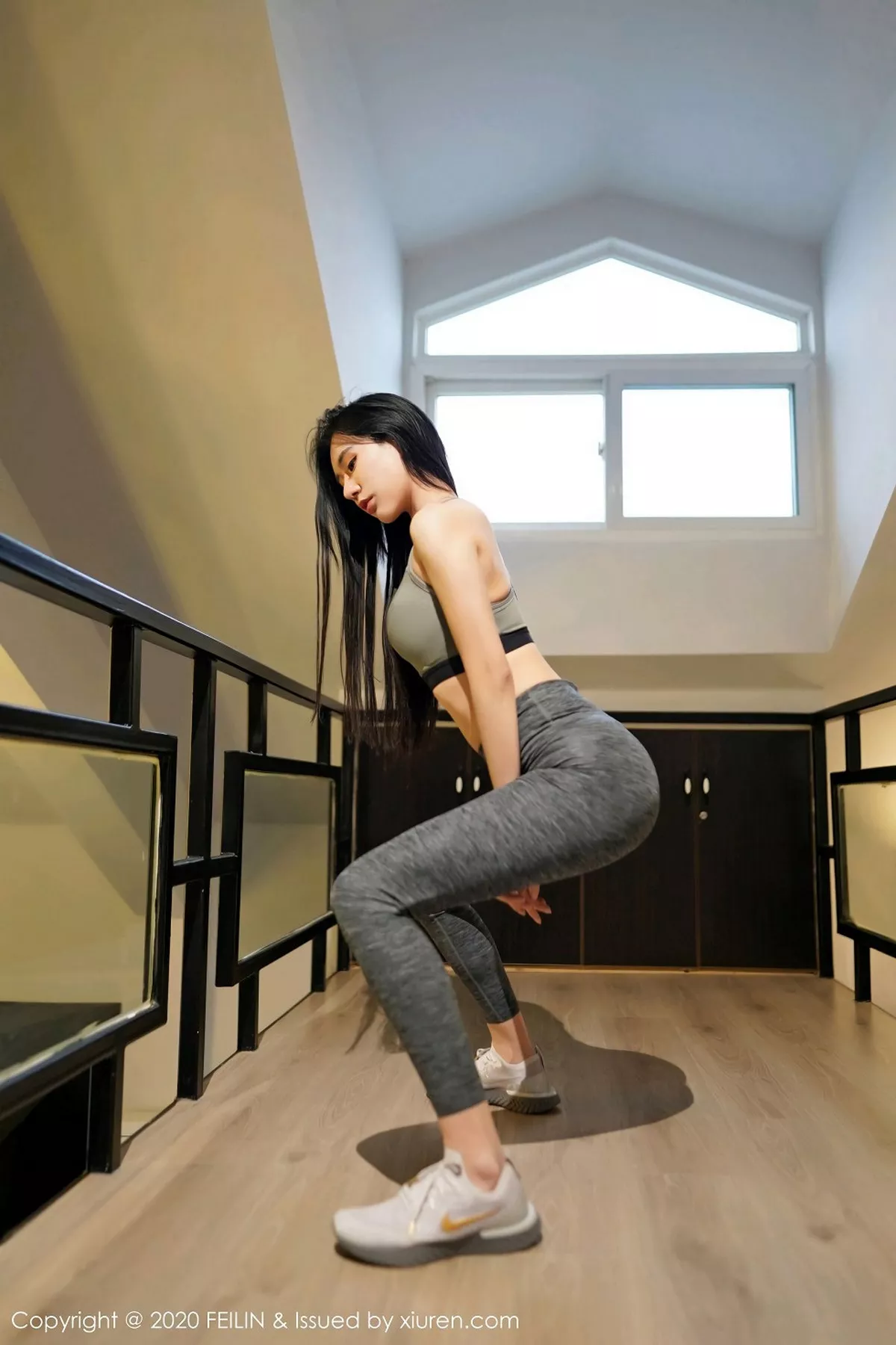 秀人集.com_[FeiLin嗲囡囡]VOL.230_嫩模BABY_柒私房性感吊裙+矫健运动风秀完美身材写真62P