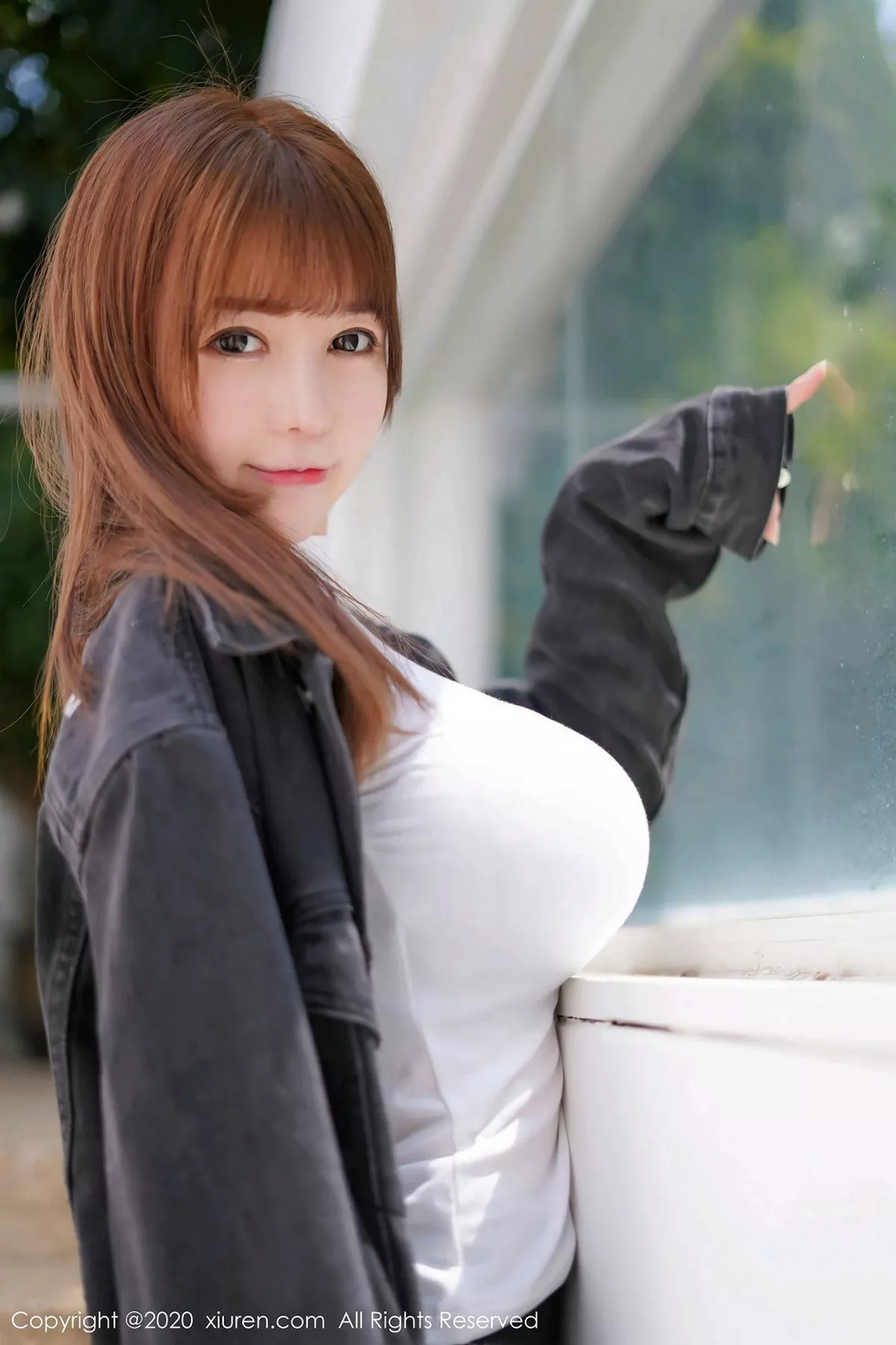 秀人集.com_[XiuRen秀人网]No.2147_嫩模UU酱户外脱黑色外套露魔鬼身材童颜巨乳完美诱惑写真83P