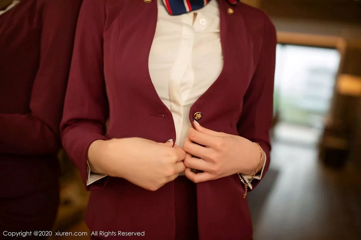 秀人集.com_[XiuRen秀人网]No.2161_嫩模安然Maleah空乘制服主题私房床上半脱露红色内衣完美诱惑写真86P