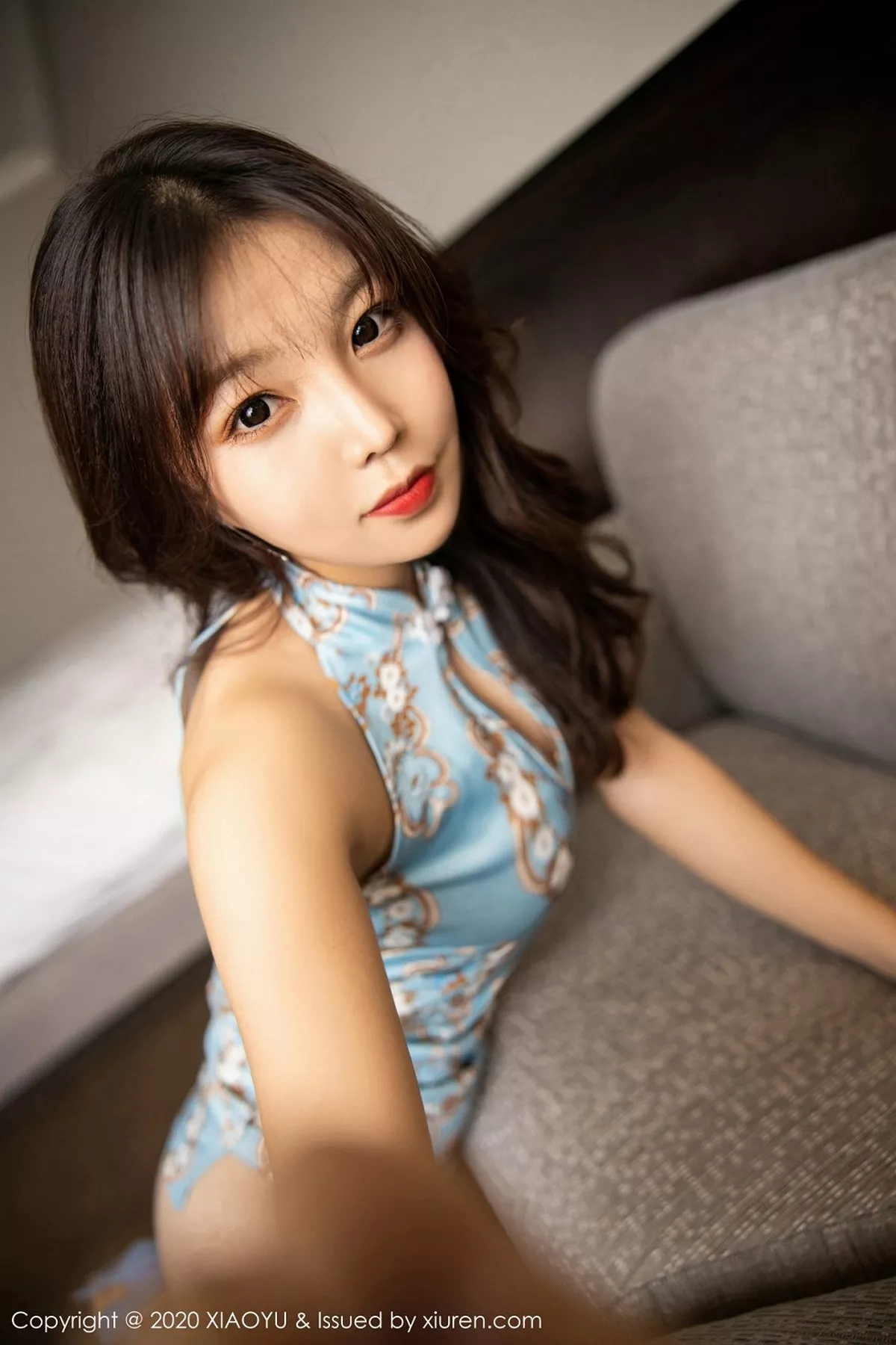 秀人集.com_[XiaoYu画语界]Vol.275_女神芝芝Booty济州岛旅拍古韵旗袍配肉丝袜完美诱惑写真86P