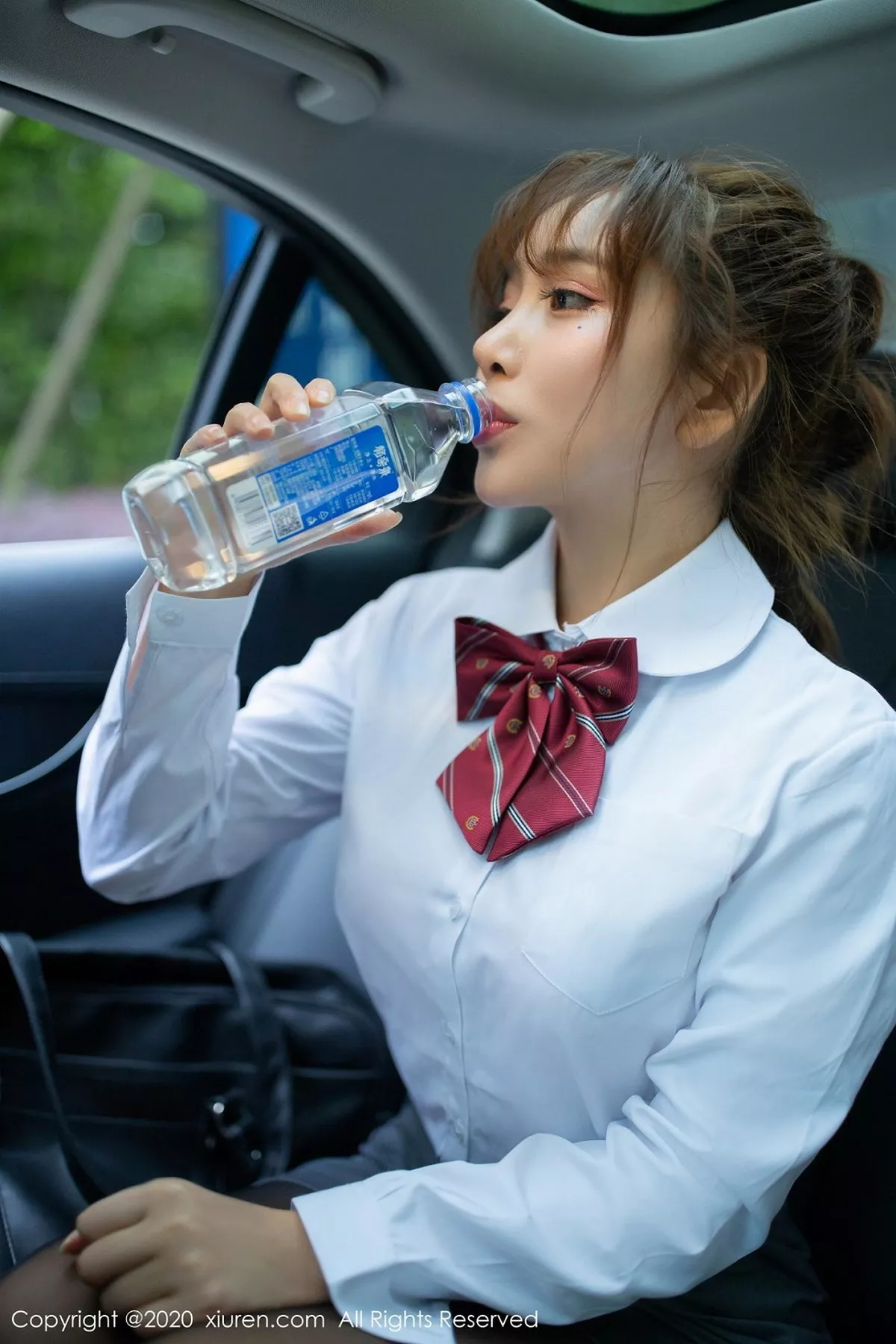 秀人集.com_[XiuRen秀人网]No.2225_嫩模陶喜乐_lele乌镇旅拍司机与老板女儿主题黑丝裤袜诱惑写真92P