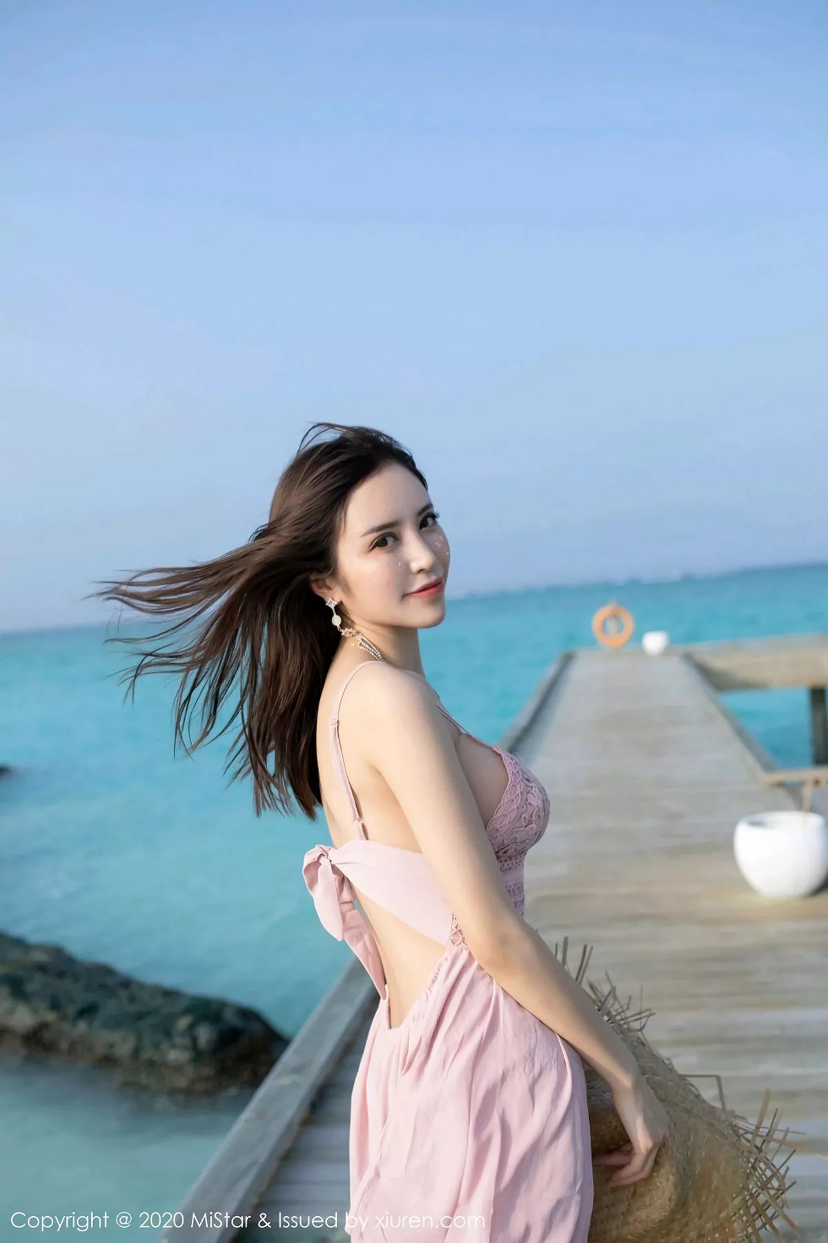 秀人集.com_[MiStar魅妍社]Vol.324_女神陈思琪Art马尔代夫旅拍沙滩性感比基尼完美诱惑写真43P