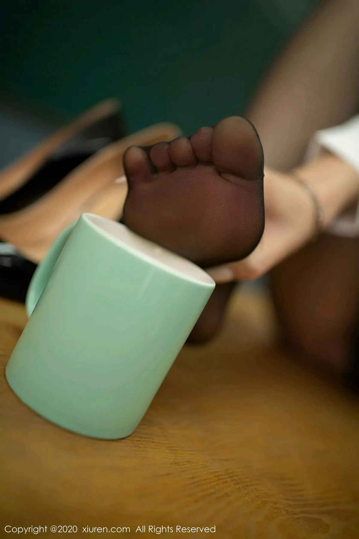 秀人集.com_[XiuRen秀人网]No.2172_嫩模陈小喵女教师主题红色内衣配无内黑丝裤袜极致诱惑写真92P