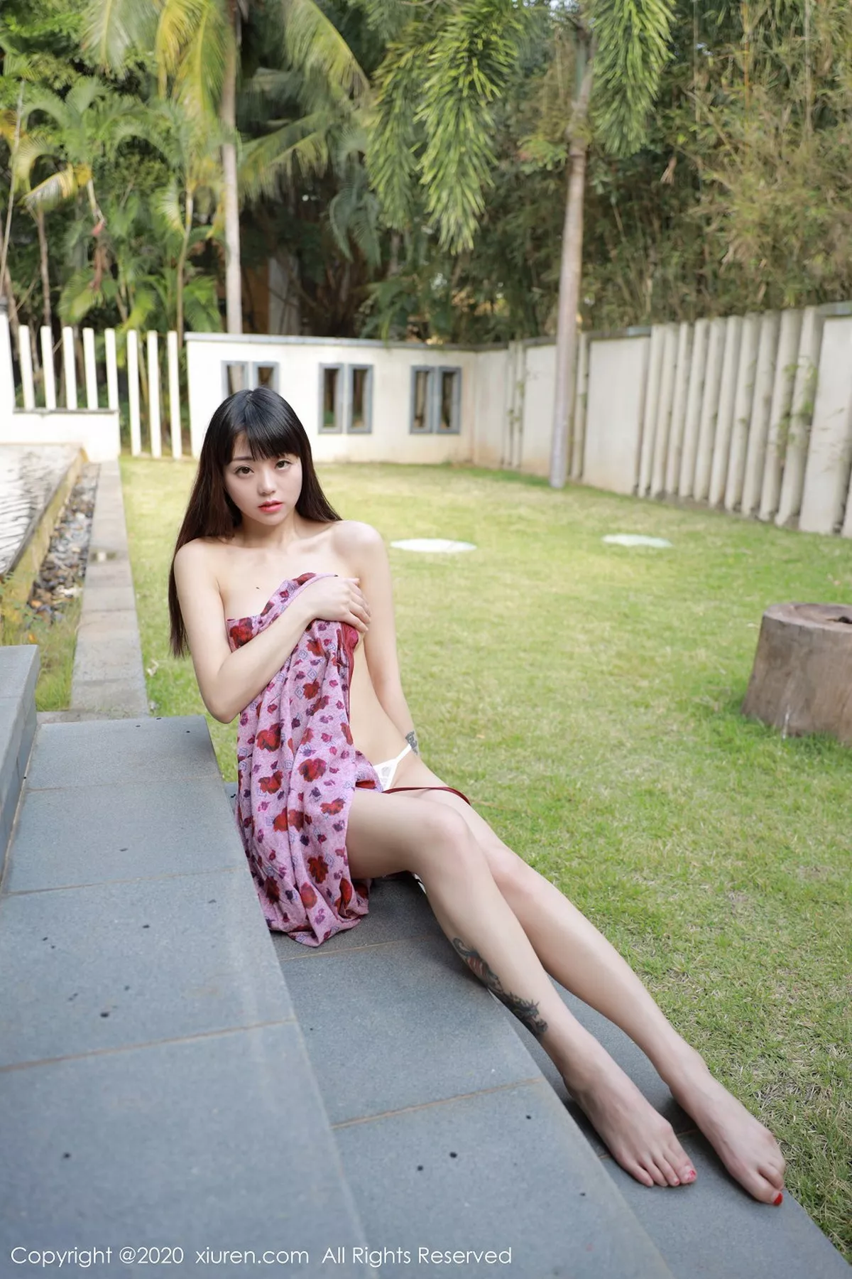 秀人集.com_[XiuRen秀人网]No.2156_嫩模小水blue户外性感花色小碎裙秀白嫩美胸迷人美腿写真59P