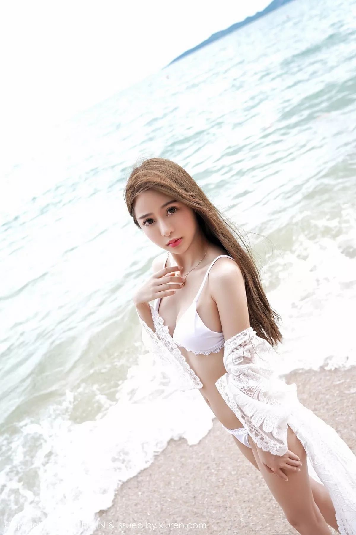 秀人集.com_[FeiLin嗲囡囡]VOL.234_嫩模luna张静燕沙滩黄色比基尼+泳池白色比基尼诱惑写真104P