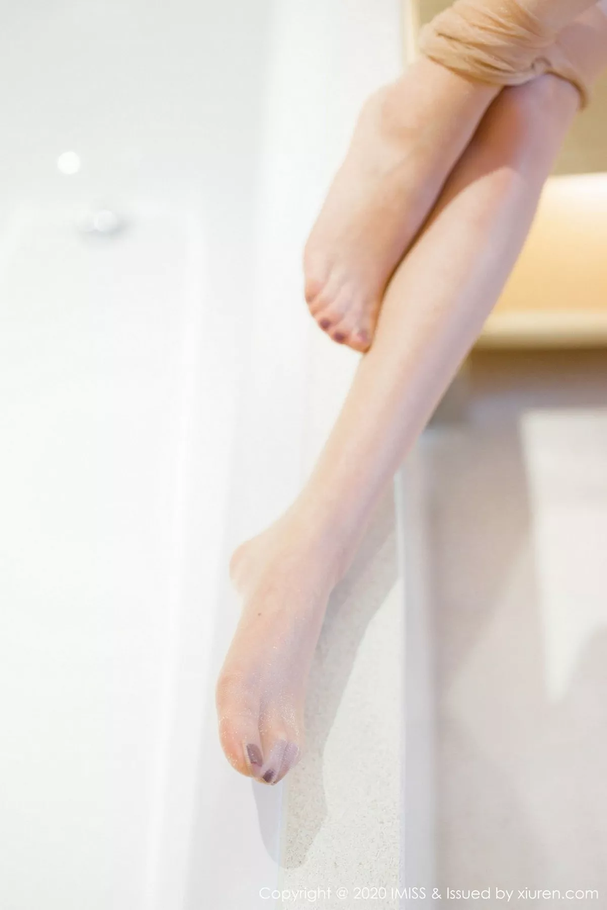 秀人集.com_[IMISS爱蜜社]Vol.477_嫩模九月生私房浴室里性感红色内衣秀完美身材湿身诱惑写真68P