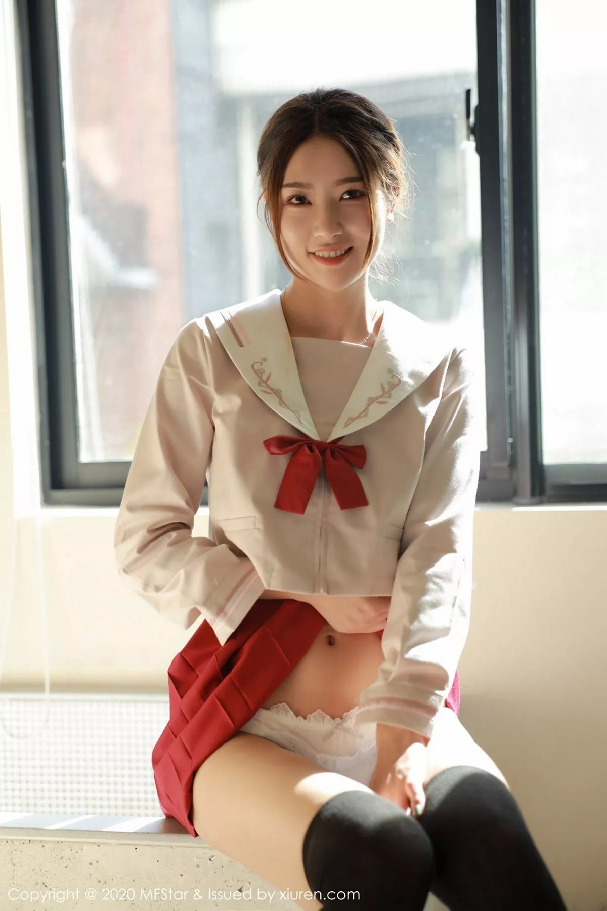 秀人集.com_[MFStar模范学院]Vol.340_嫩模方子萱私房经典JK制服主题红短裙配黑丝袜性感写真61P