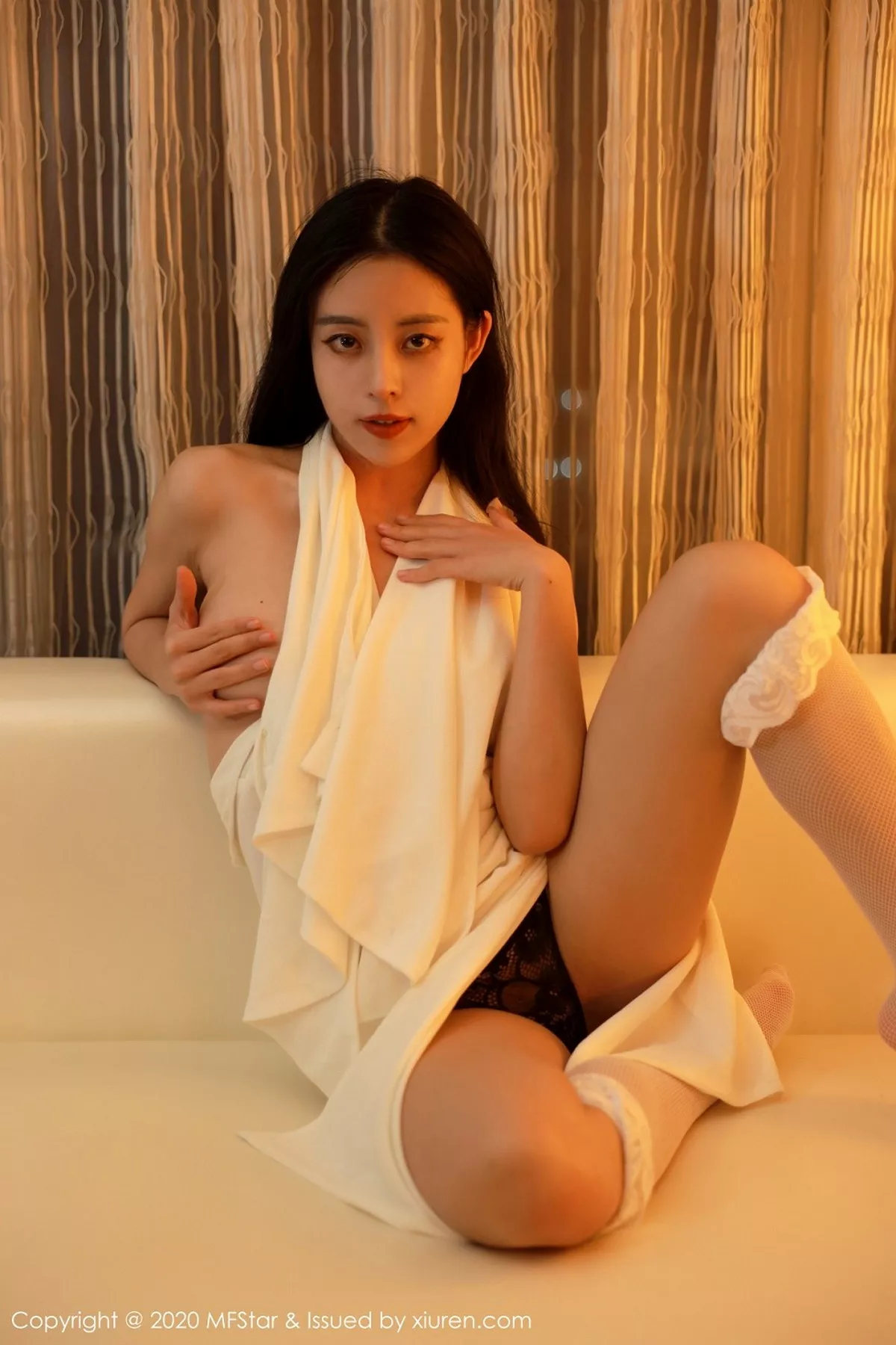 秀人集.com_[MFStar模范学院]Vol.343_嫩模riri617私房白色缕空情趣内衣秀火辣身材极致诱惑写真50P