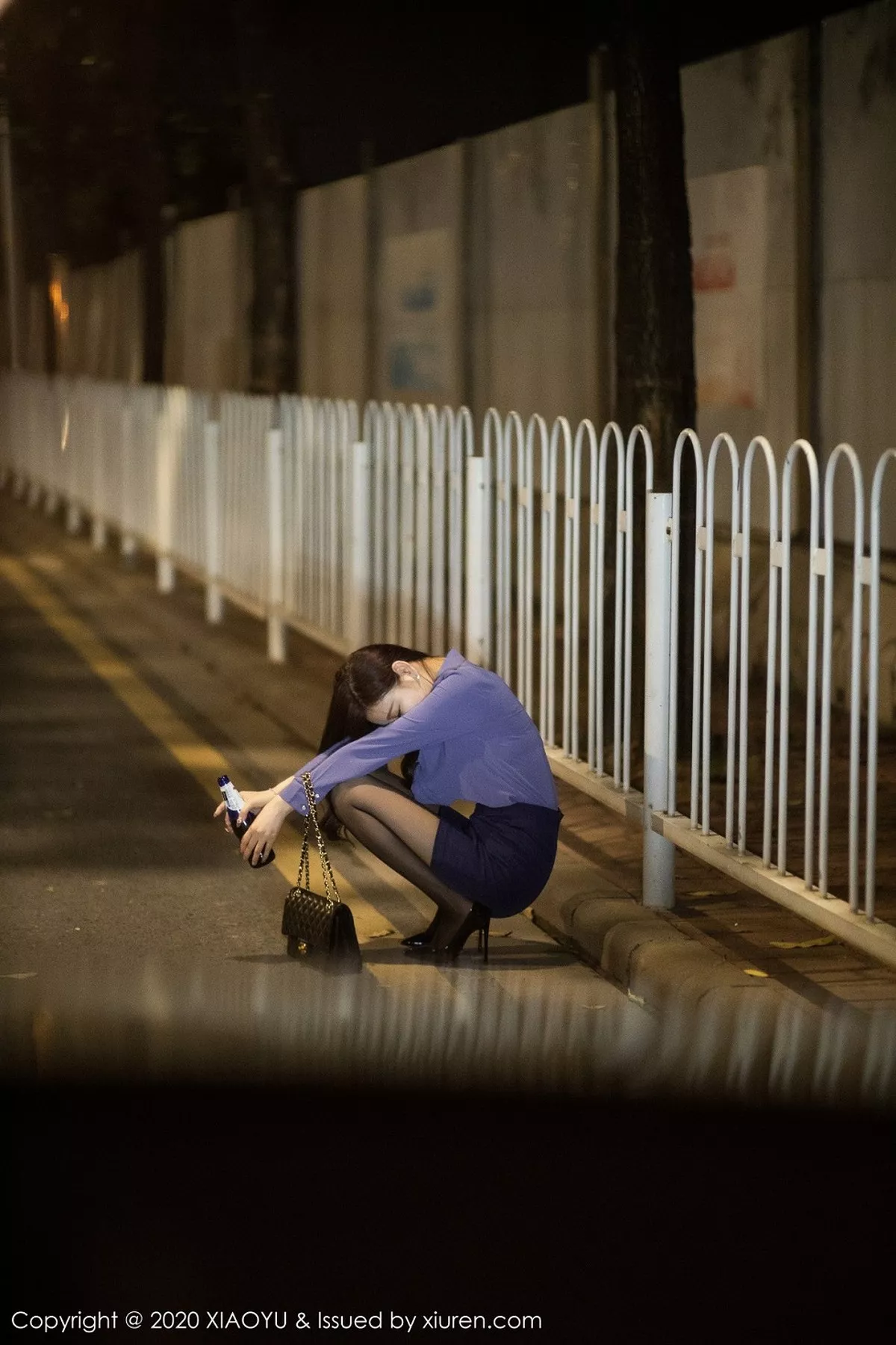 秀人集.com_[XiaoYu画语界]Vol.323_女神杨晨晨suga阳朔旅拍豪车内半脱露性感内衣完美诱惑写真87P