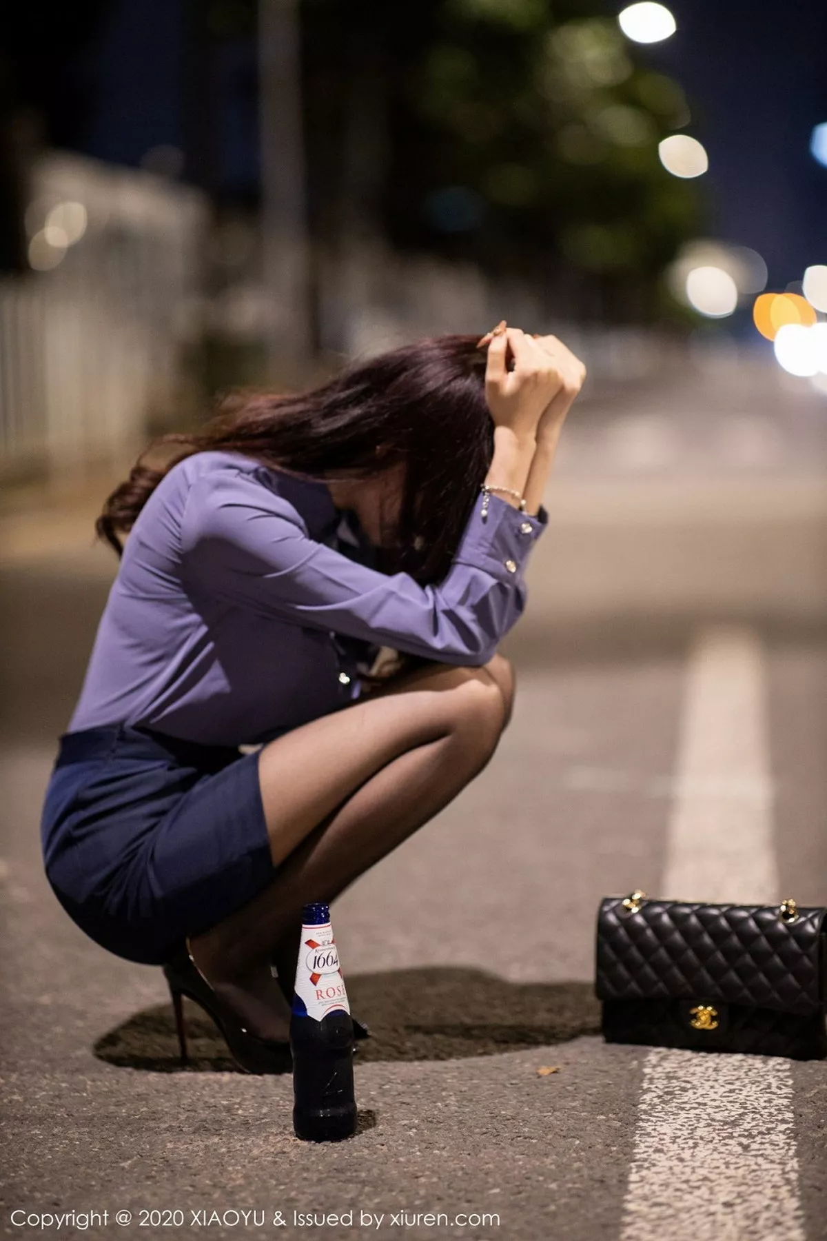 秀人集.com_[XiaoYu画语界]Vol.323_女神杨晨晨suga阳朔旅拍豪车内半脱露性感内衣完美诱惑写真87P