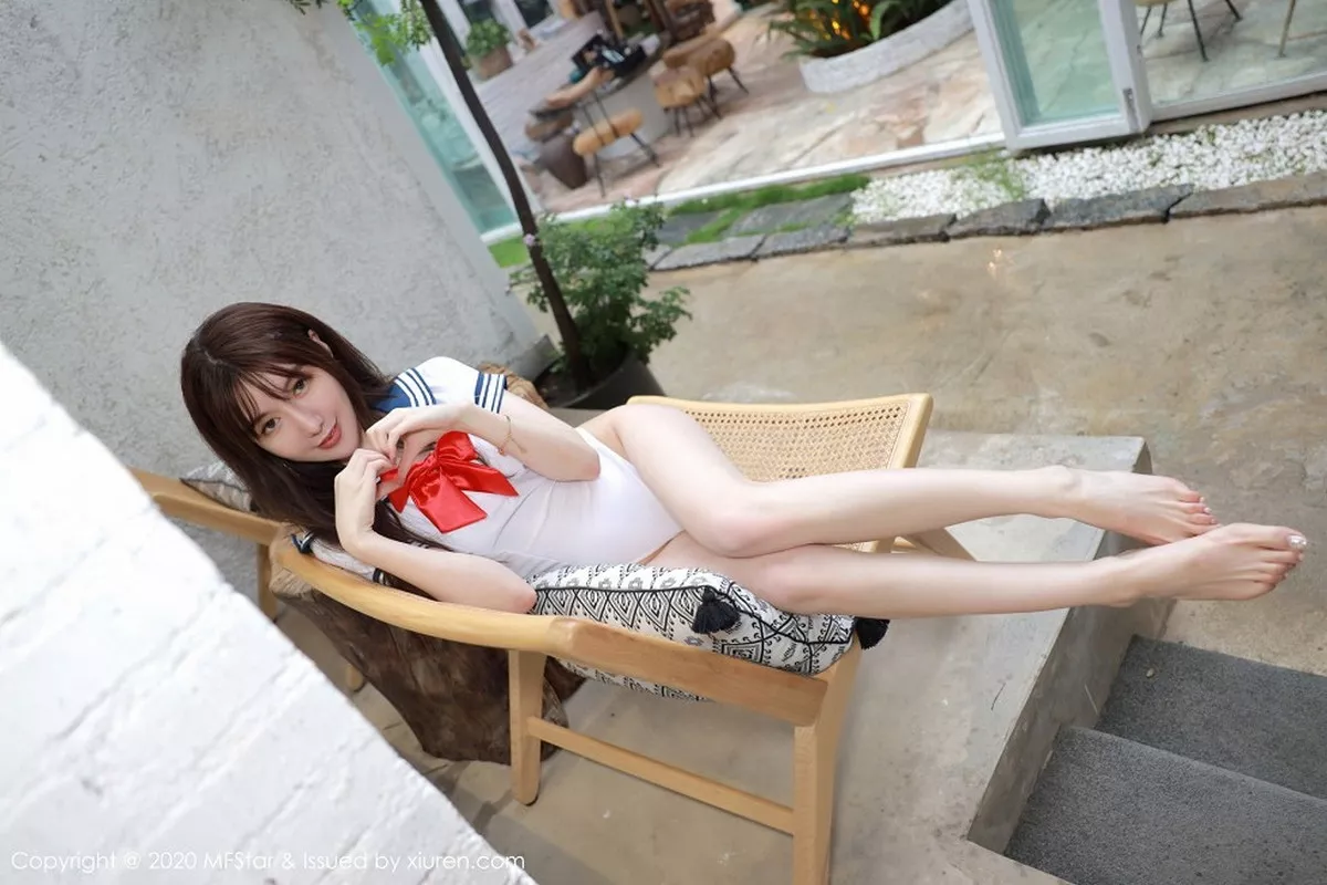 秀人集.com_[MFStar模范学院]Vol.344_嫩模薛琪琪sandy室外白色高叉连体衣秀完美身材诱惑写真59P