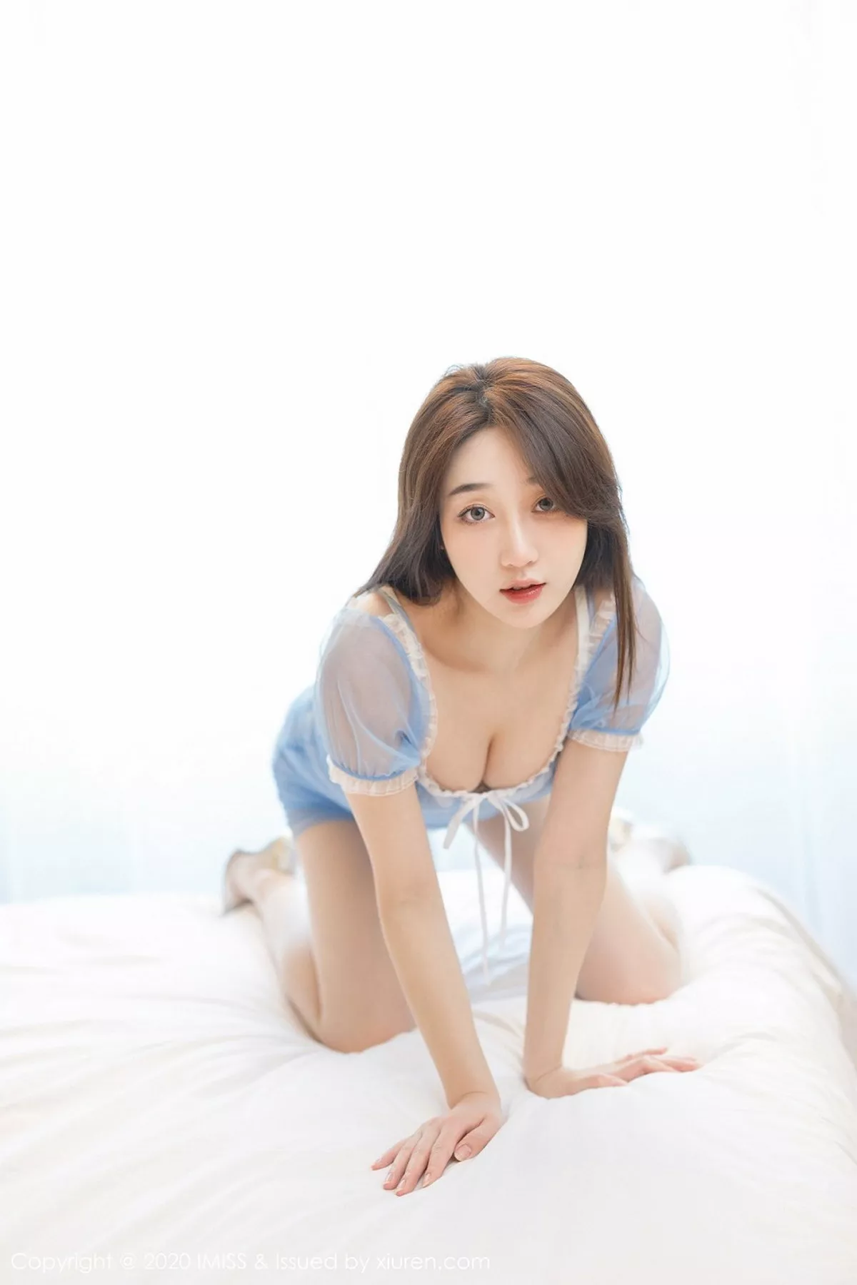 秀人集.com_[IMISS爱蜜社]Vol.482_嫩模九月生私房床上超薄肉丝裤袜透视秀蕾丝内裤诱惑写真117P