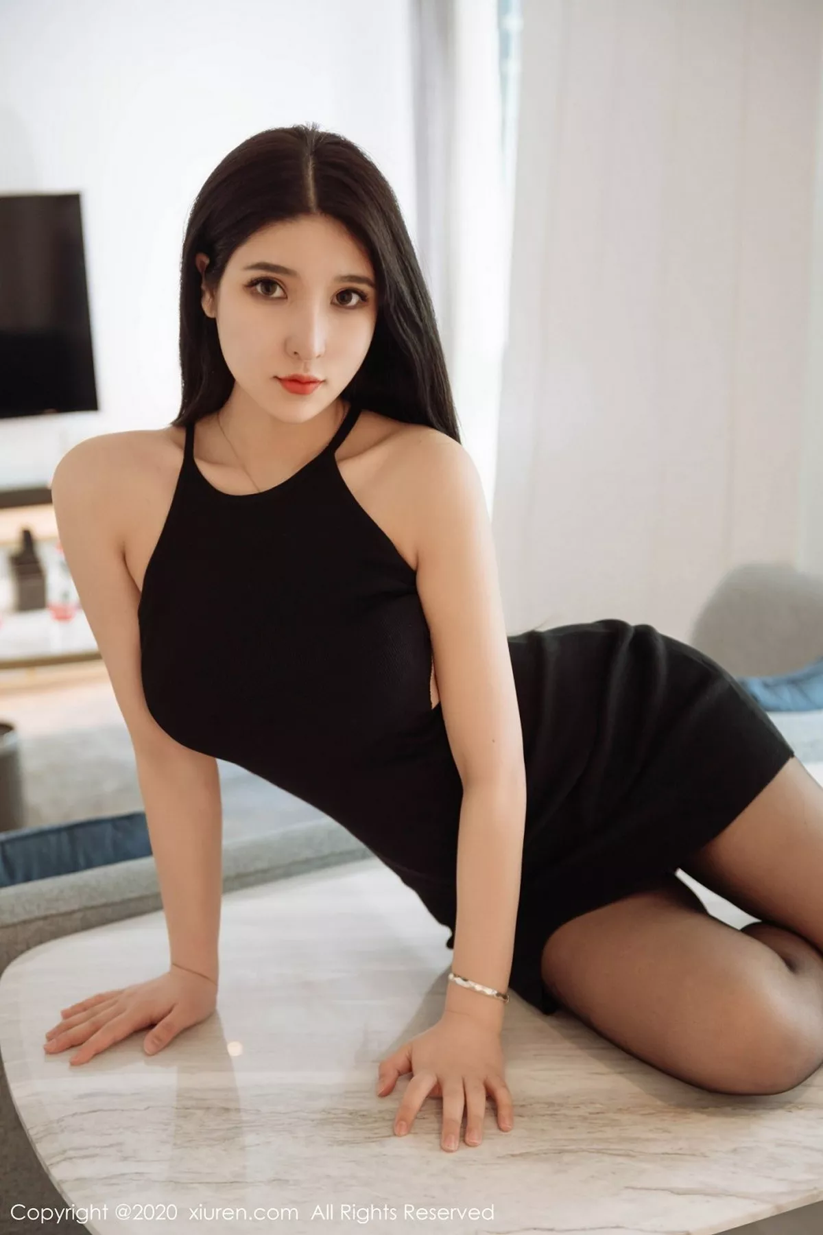 秀人集.com_[XiuRen秀人网]No.2324_嫩模蛛蛛妹妹私房黑色连身裙半撩露开档黑丝裤袜极致魅惑写真55P