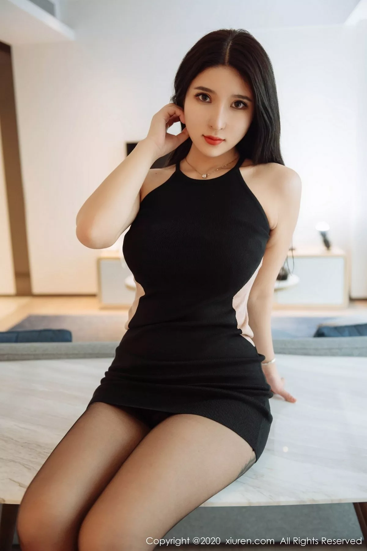 秀人集.com_[XiuRen秀人网]No.2324_嫩模蛛蛛妹妹私房黑色连身裙半撩露开档黑丝裤袜极致魅惑写真55P