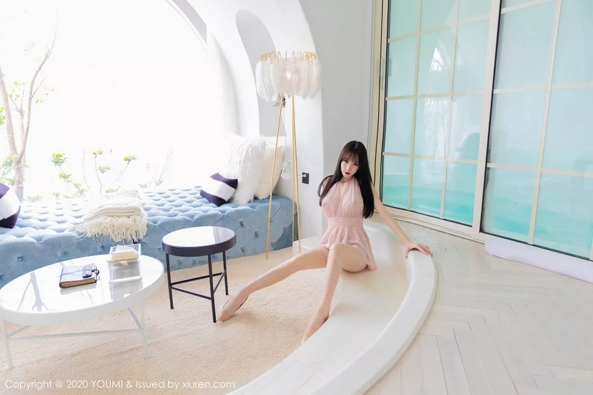 秀人集.com_[YouMi尤蜜荟]Vol.488_女神周于希Sandy大理旅拍粉红色轻纱吊裙透视诱惑写真68P
