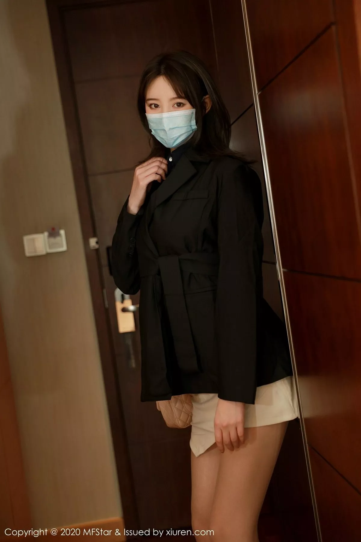 秀人集.com_[MFStar模范学院]Vol.333_嫩模yoo优优私房剧情主题性感内衣配肉丝裤袜完美诱惑写真59P