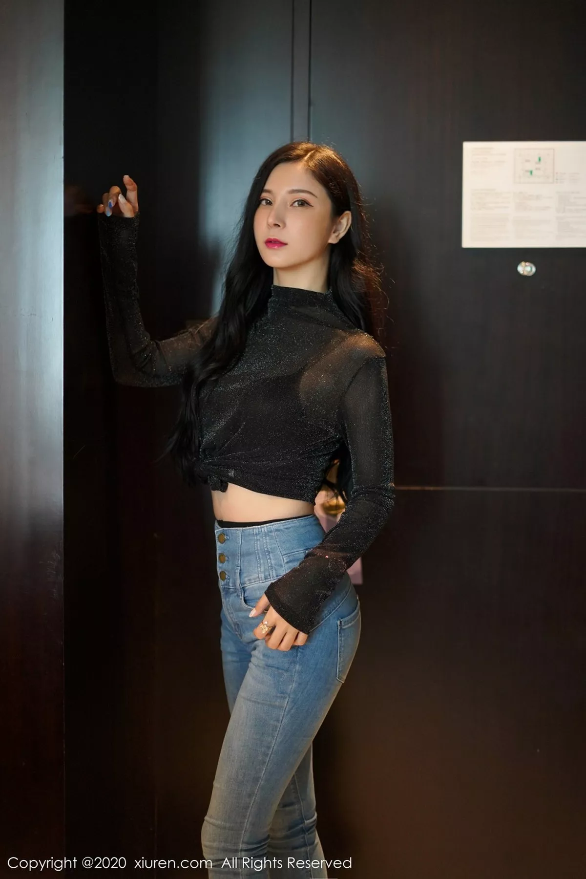 秀人集.com_[XiuRen秀人网]No.2386_嫩模小蛮妖Yummy私房牛仔裤半脱露超薄黑丝裤袜秀翘臀诱惑写真67P