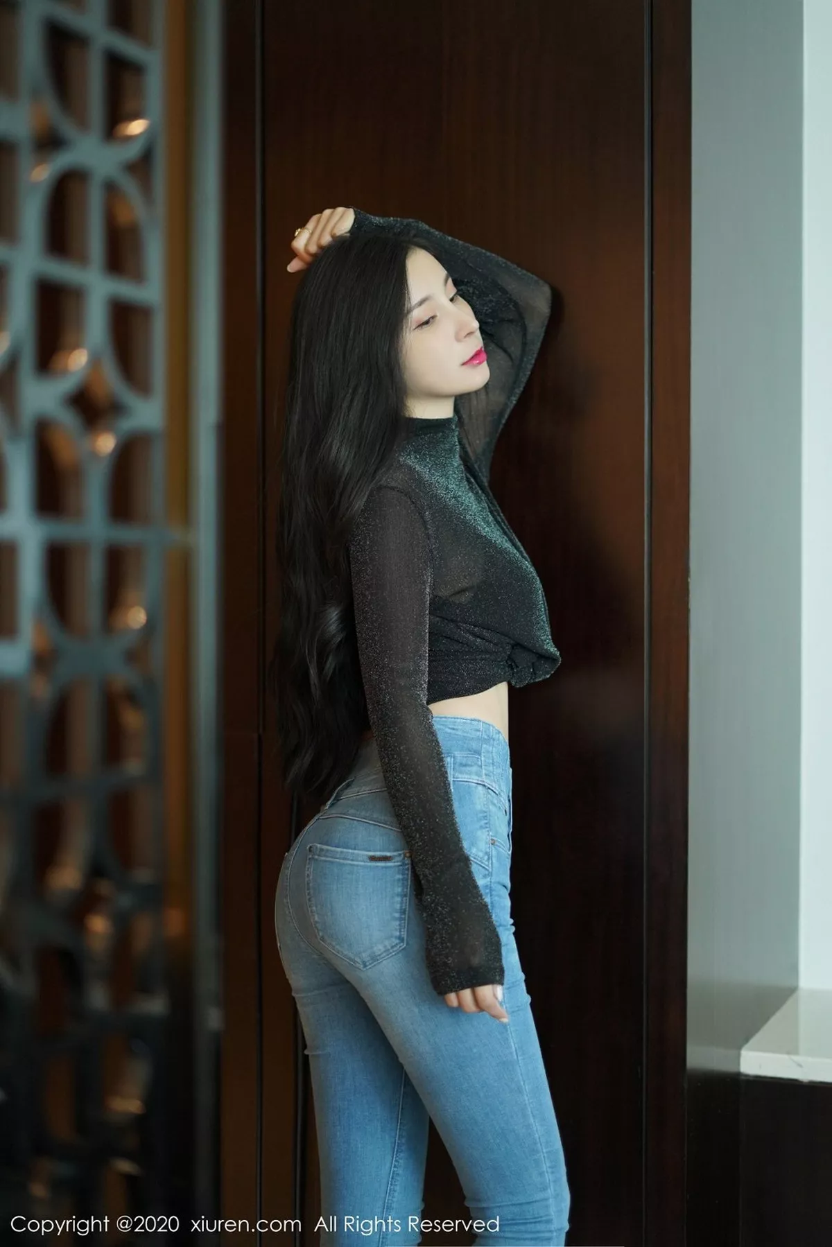 秀人集.com_[XiuRen秀人网]No.2386_嫩模小蛮妖Yummy私房牛仔裤半脱露超薄黑丝裤袜秀翘臀诱惑写真67P