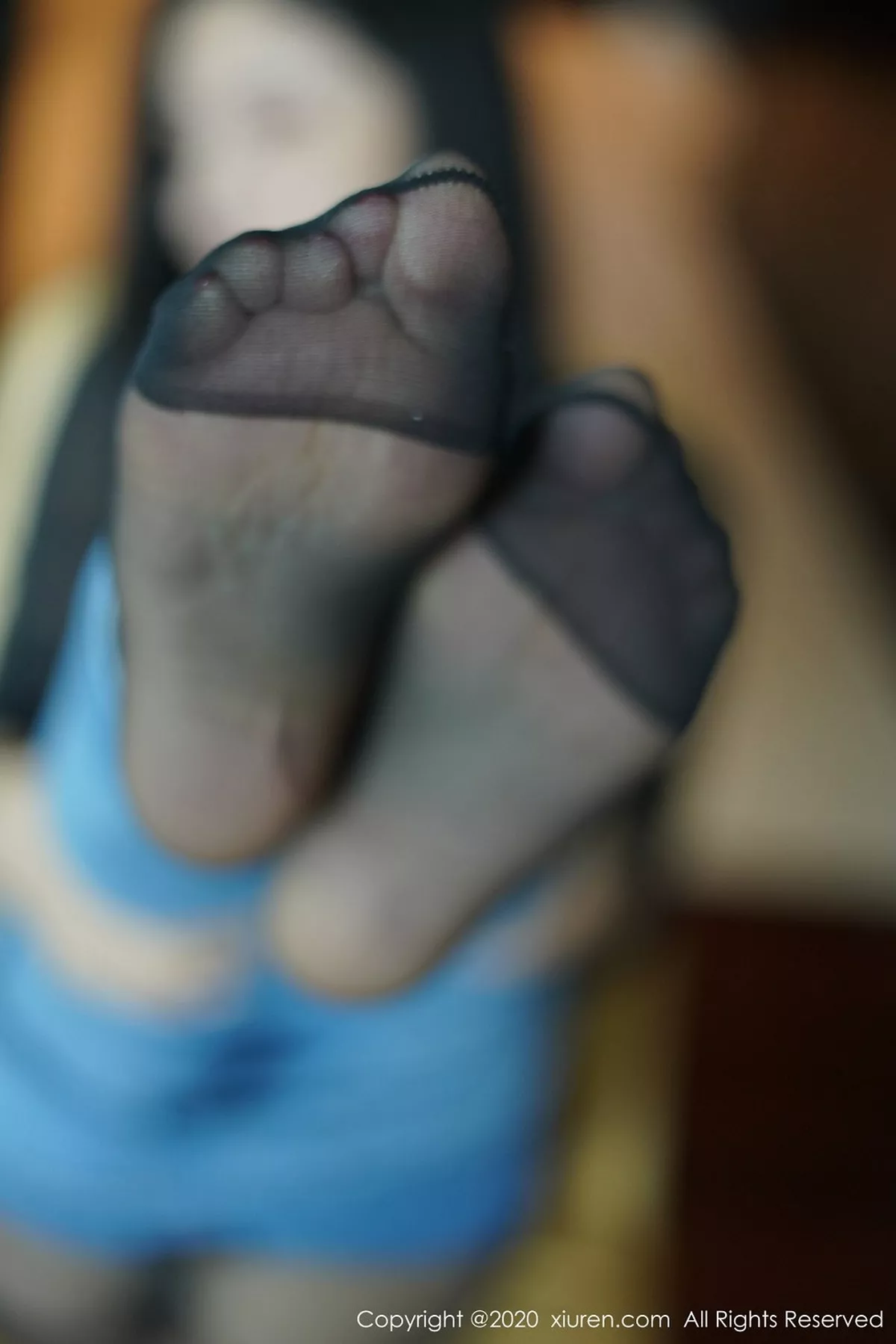 秀人集.com_[XiuRen秀人网]No.2386_嫩模小蛮妖Yummy私房牛仔裤半脱露超薄黑丝裤袜秀翘臀诱惑写真67P