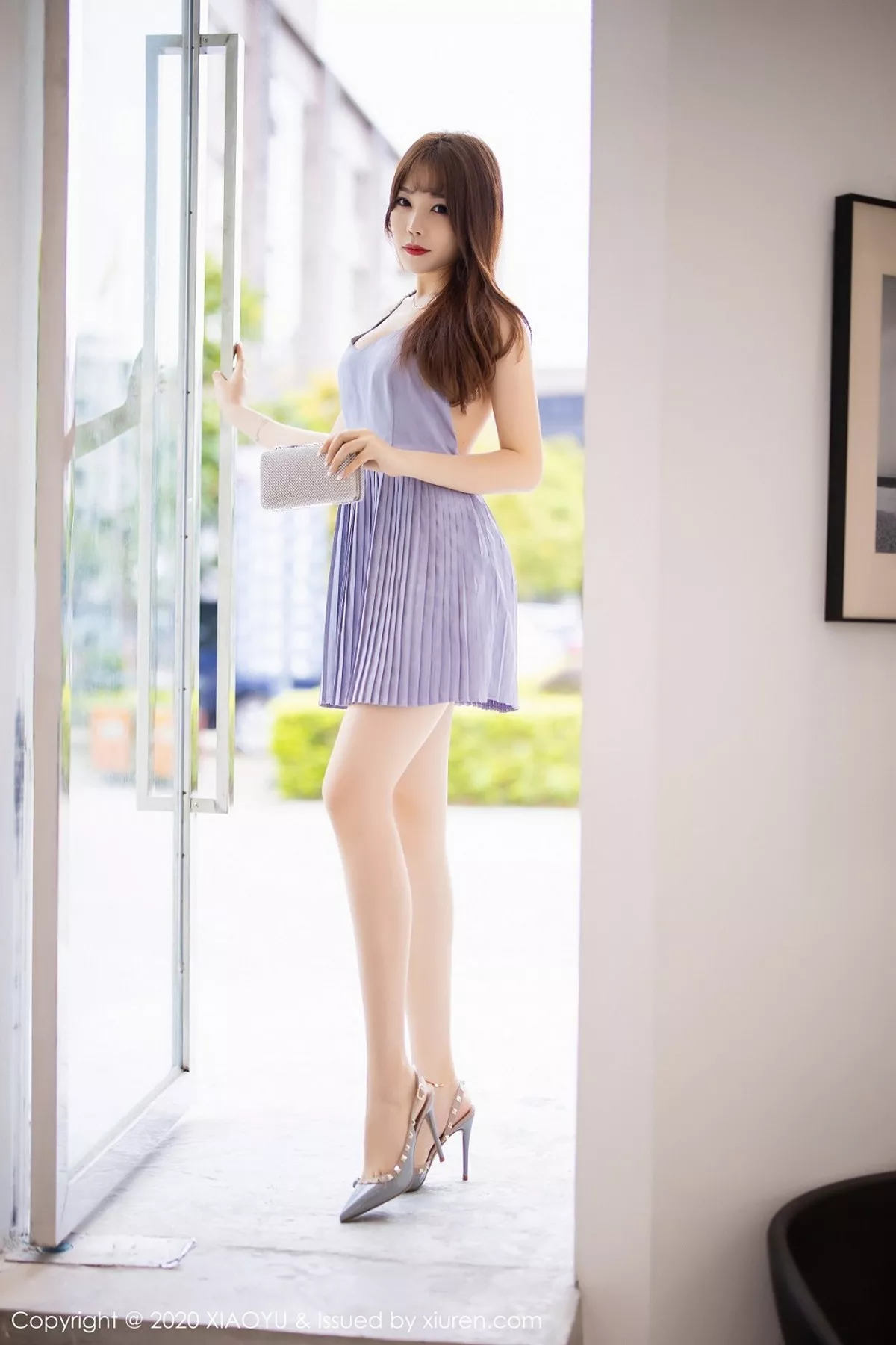 秀人集.com_[XiaoYu画语界]Vol.344_女神芝芝Booty街拍系列时尚粉红紧身运动衣完美诱惑写真101P