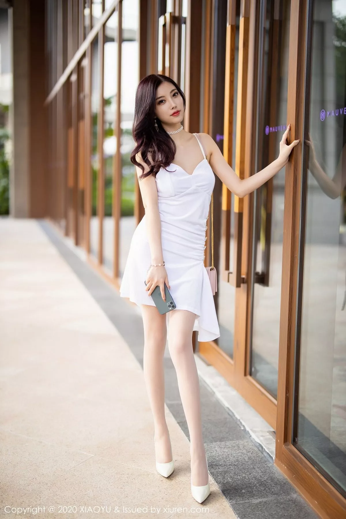 秀人集.com_[XiaoYu画语界]Vol.331_女神杨晨晨sugar私房白色吊裙配肉丝裤袜妩媚诱惑写真67P