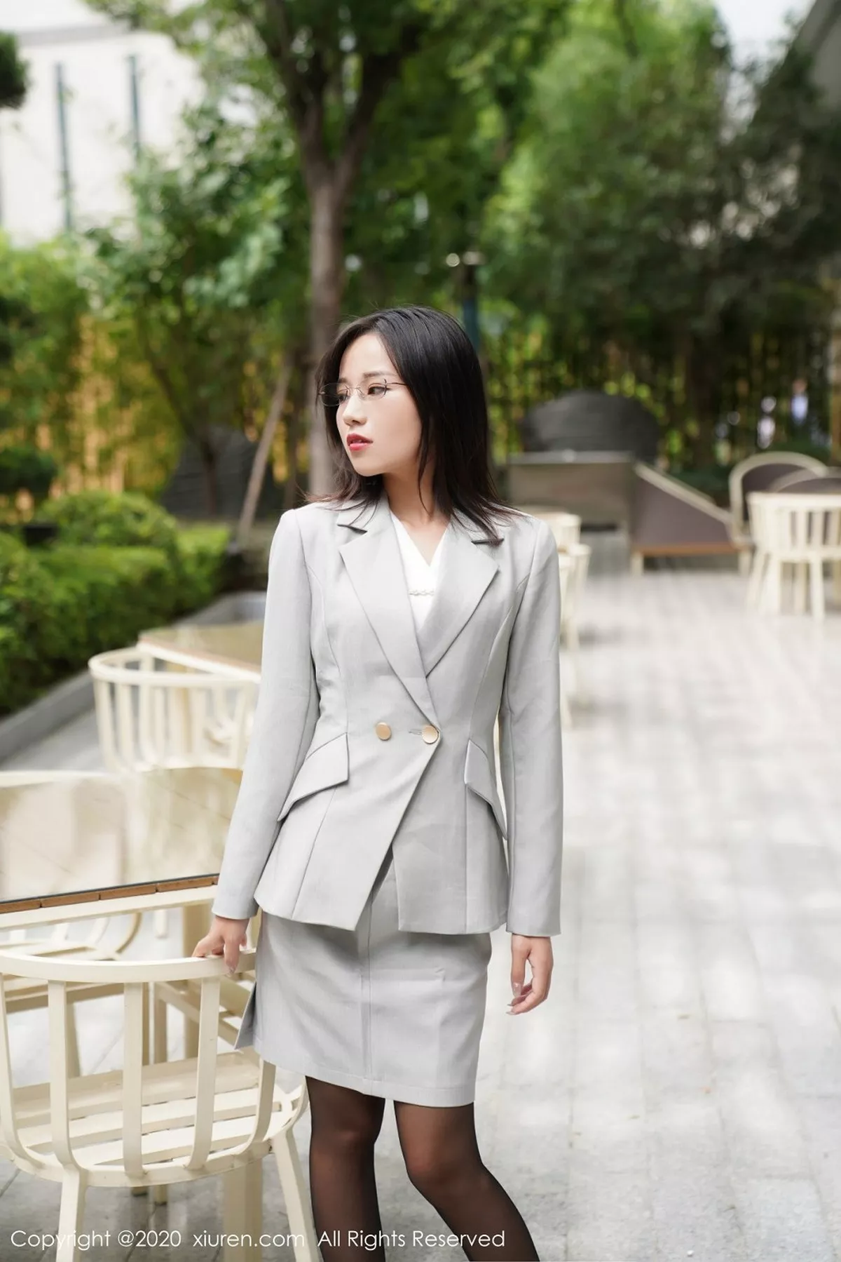 秀人集.com_[XiuRen秀人网]No.2433_嫩模仓井优香秘书职业装主题半脱露黑色吊带蕾丝袜诱惑写真82P